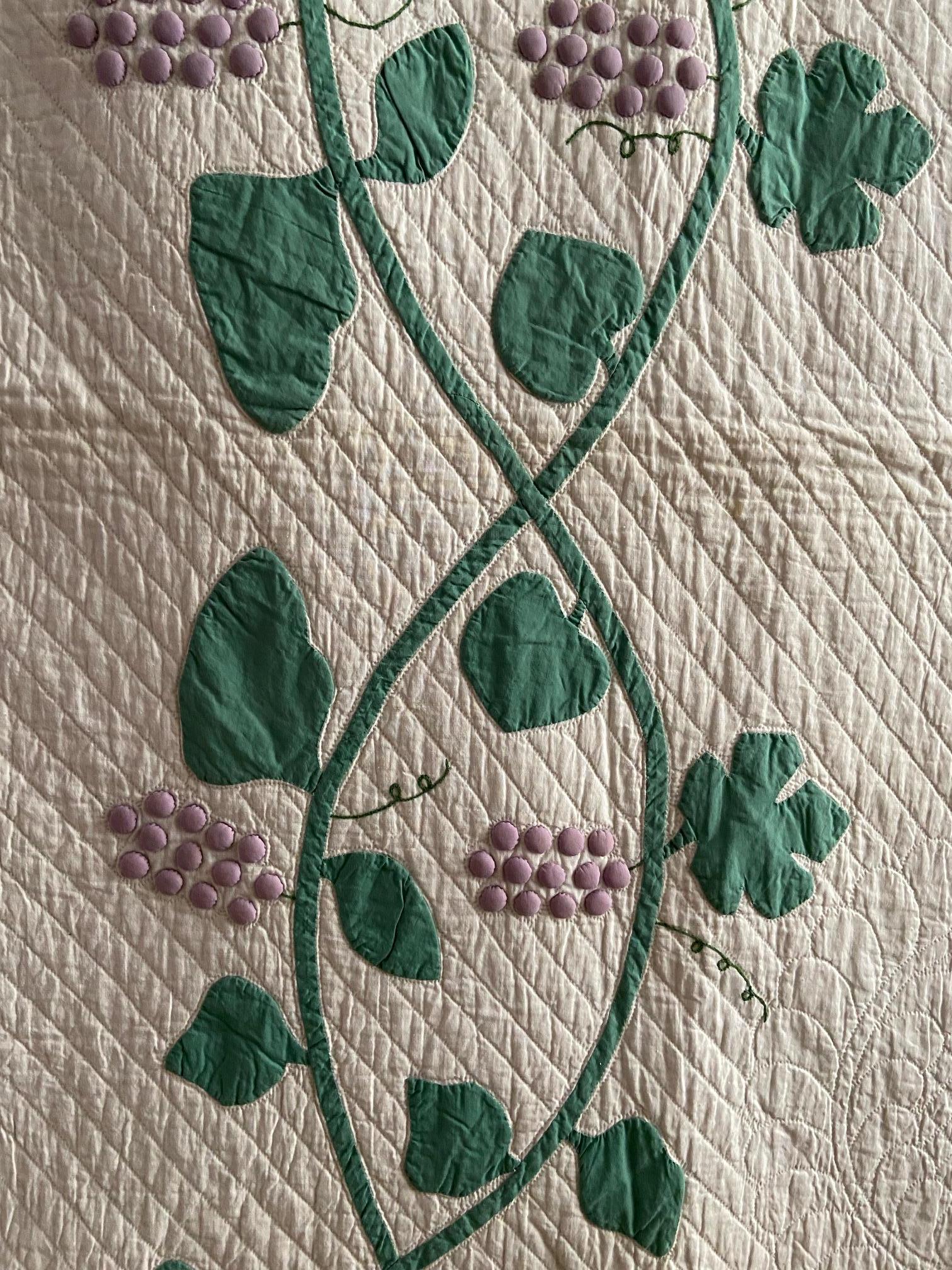 Antique Cotton White and Purple “Grapes” Quilt, USA, 1920's 2