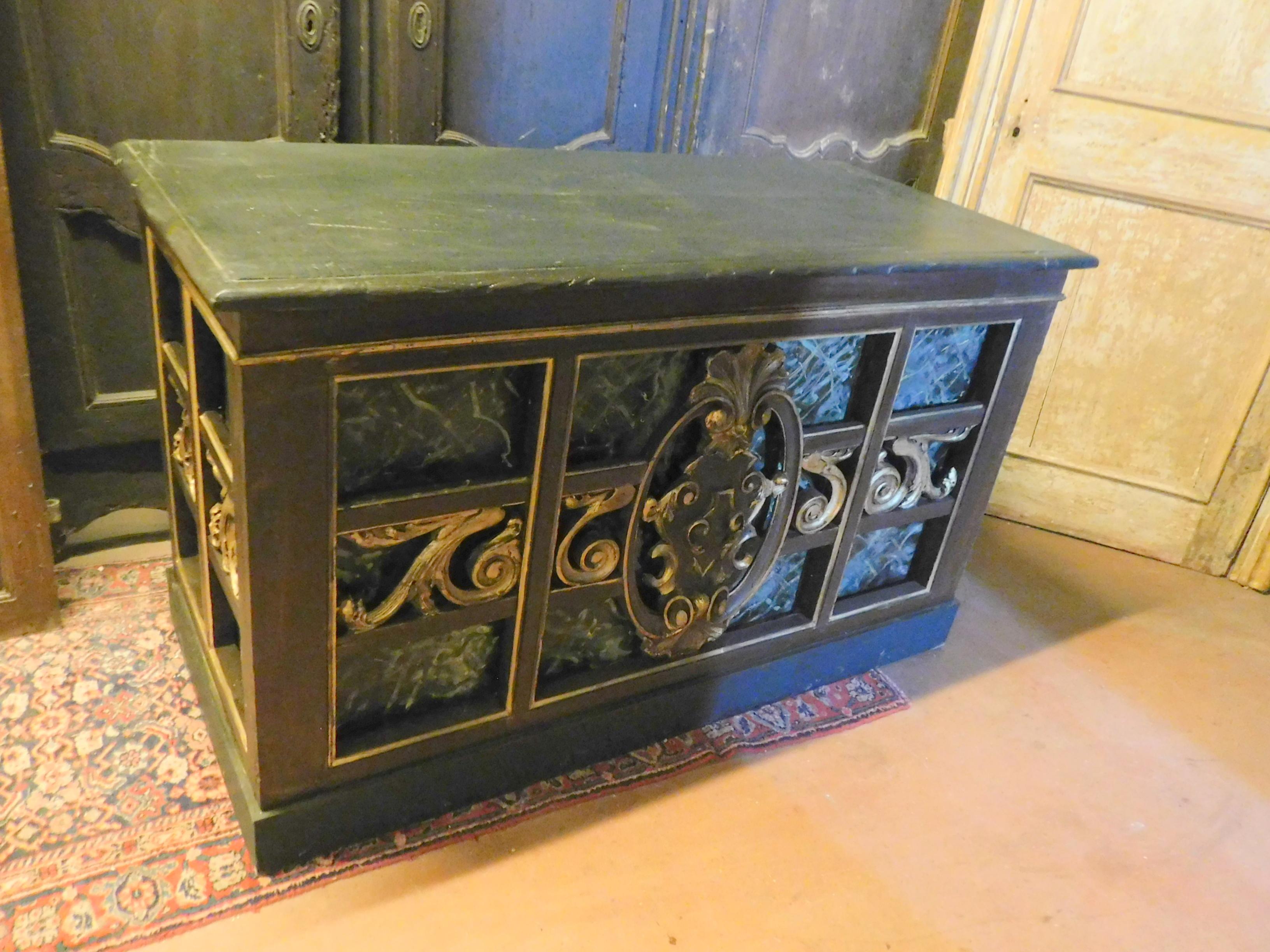 Gilt Antique Counter Top Table in Lacquered Gilded Wood, Faux Green Marble, 1800