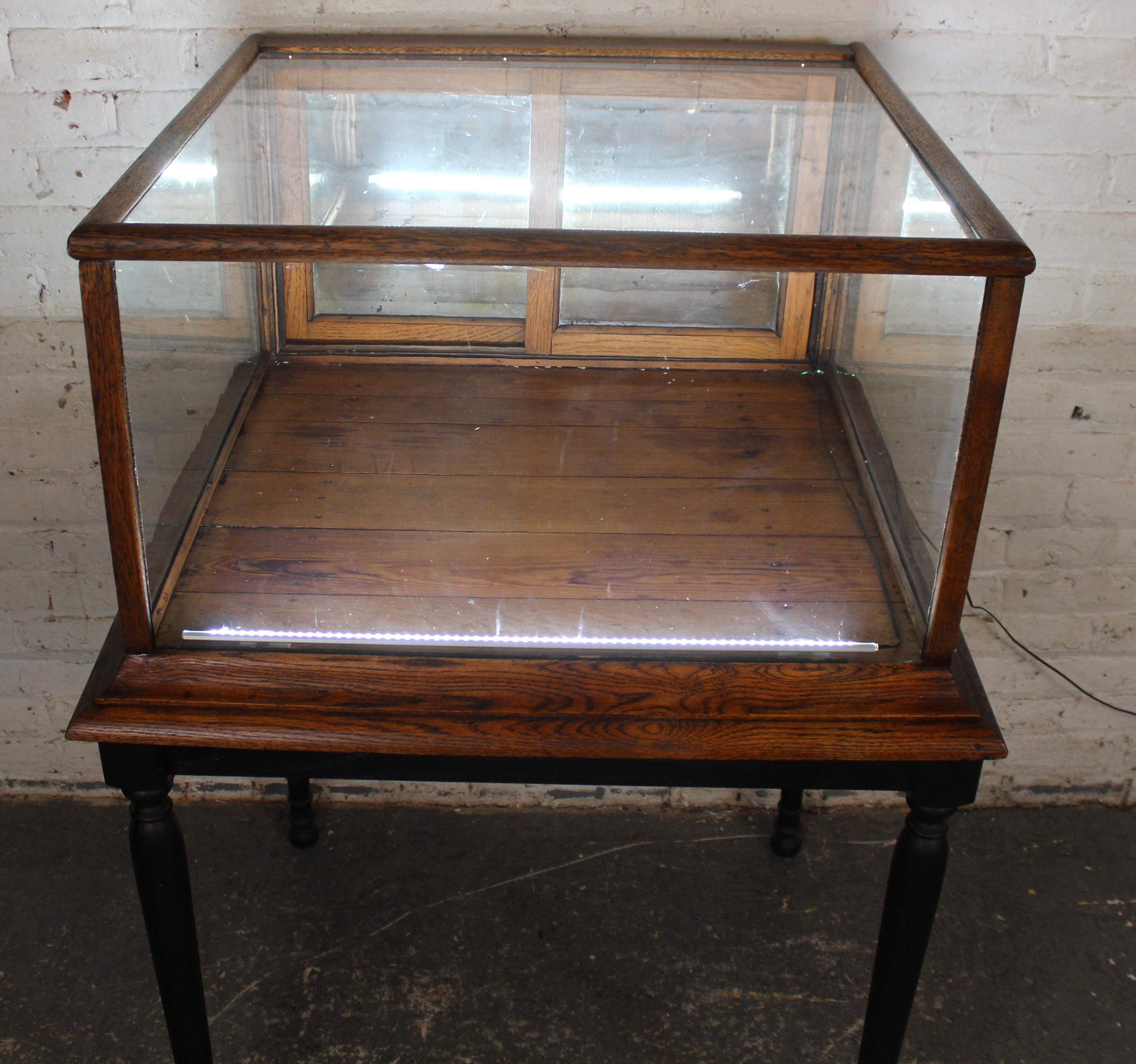 Antique Countertop Display Case on Stand For Sale 10