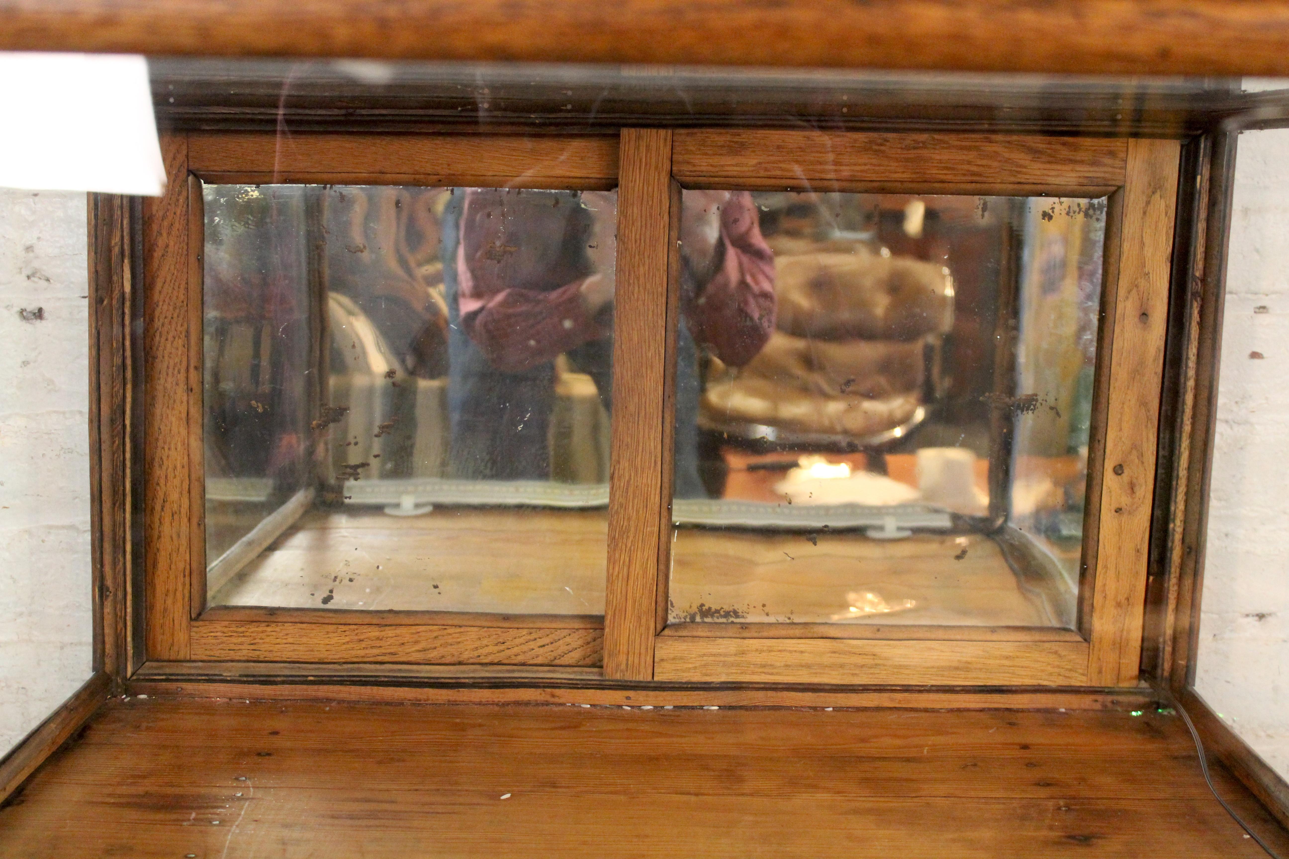 Antique Countertop Display Case on Stand For Sale 2
