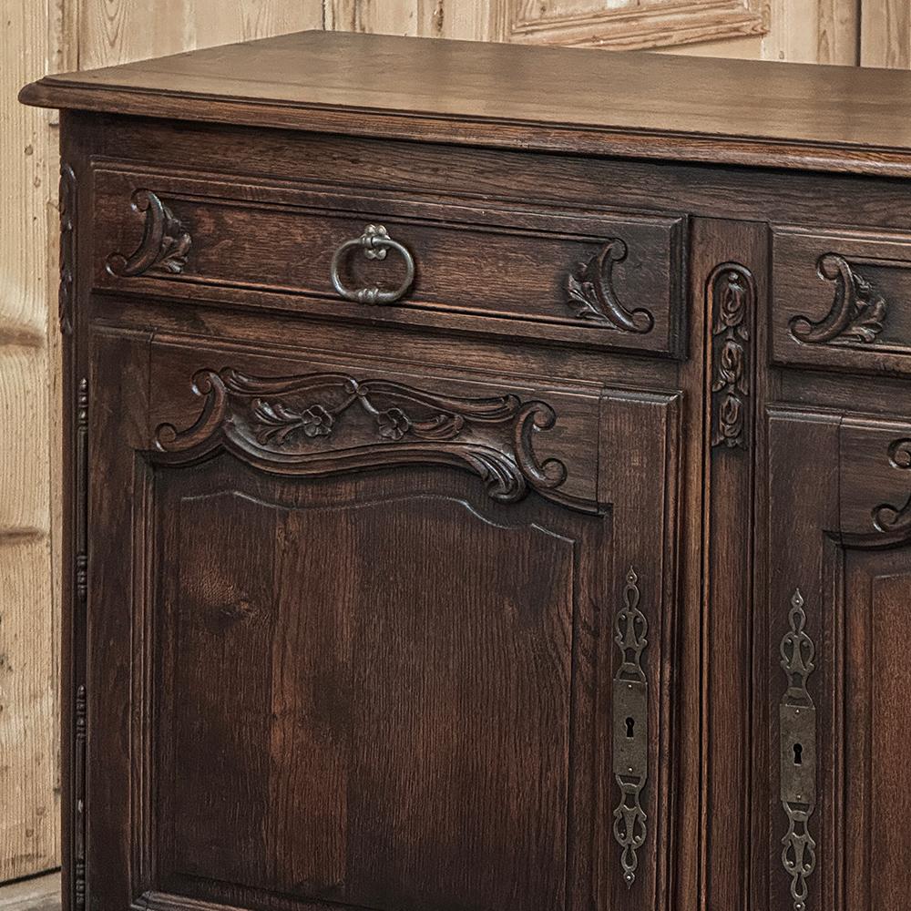 Buffet français ancien à 2 portes en vente 3