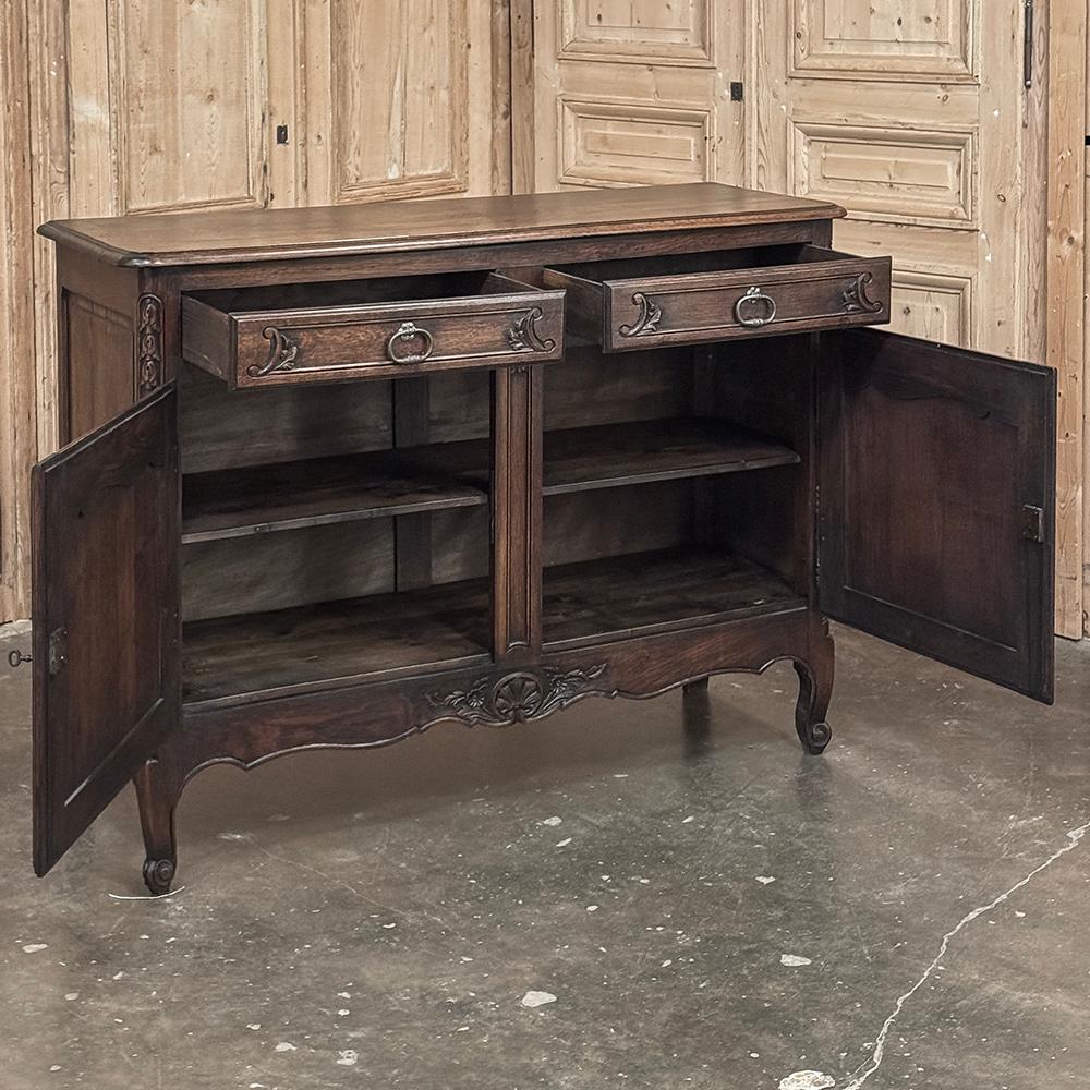 Buffet français ancien à 2 portes en vente 6