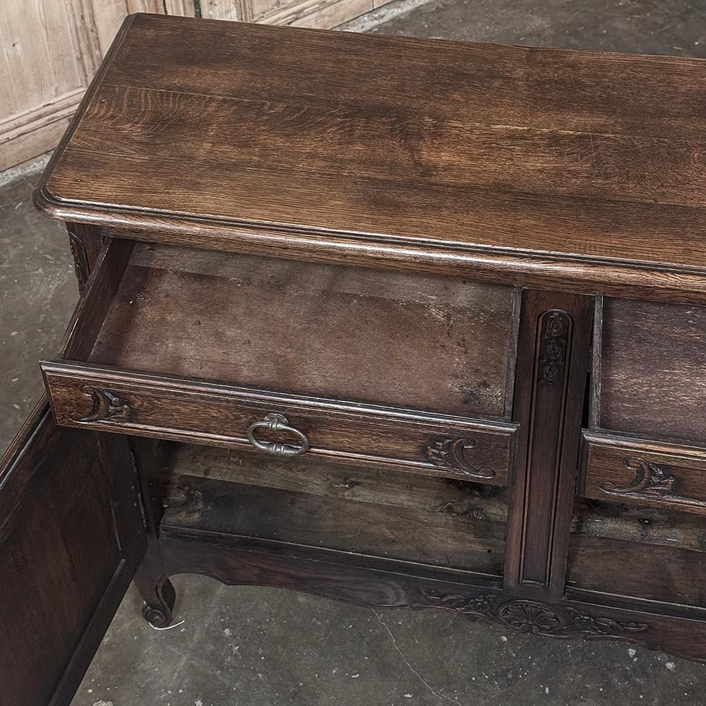 Buffet français ancien à 2 portes en vente 11
