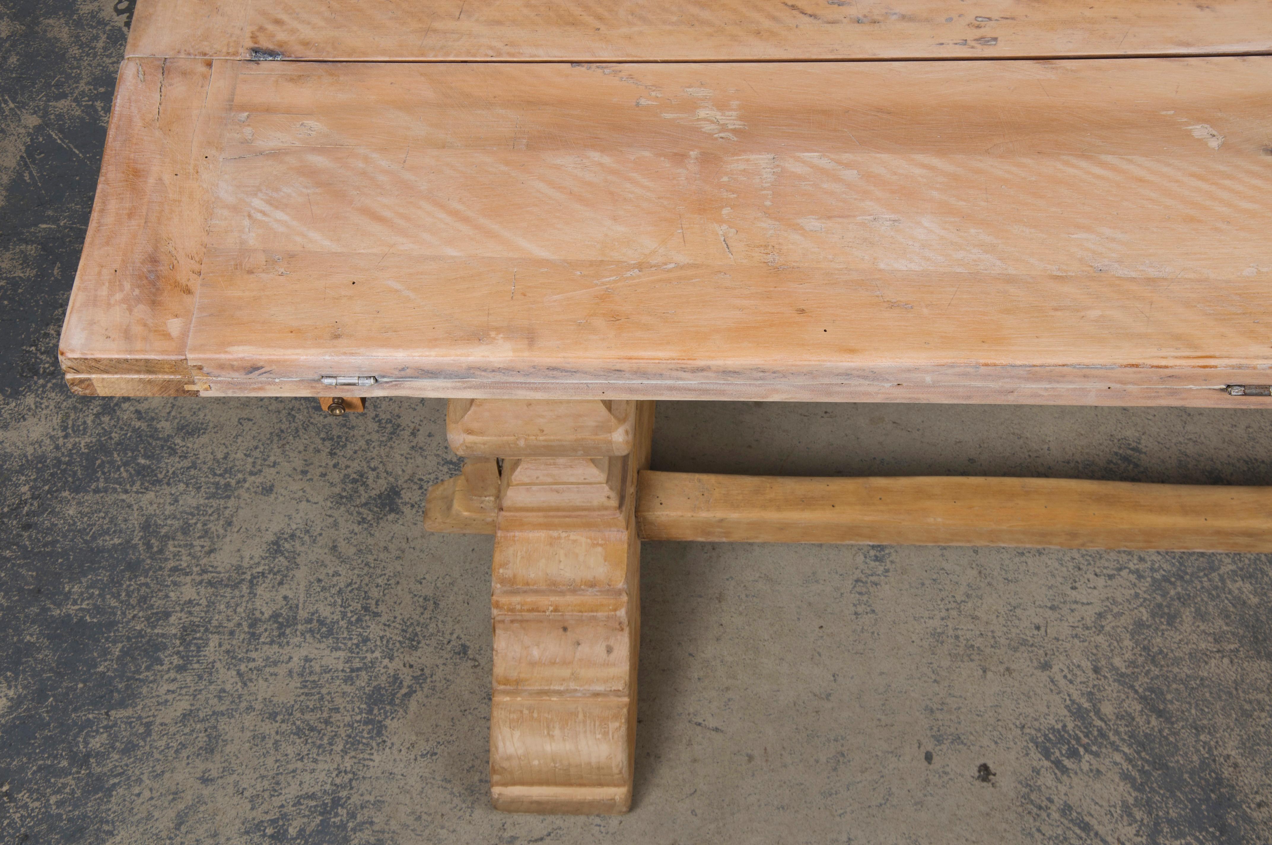 Antique Country French Bleached Walnut Folding Farmhouse Dining Table In Good Condition In Astoria, NY