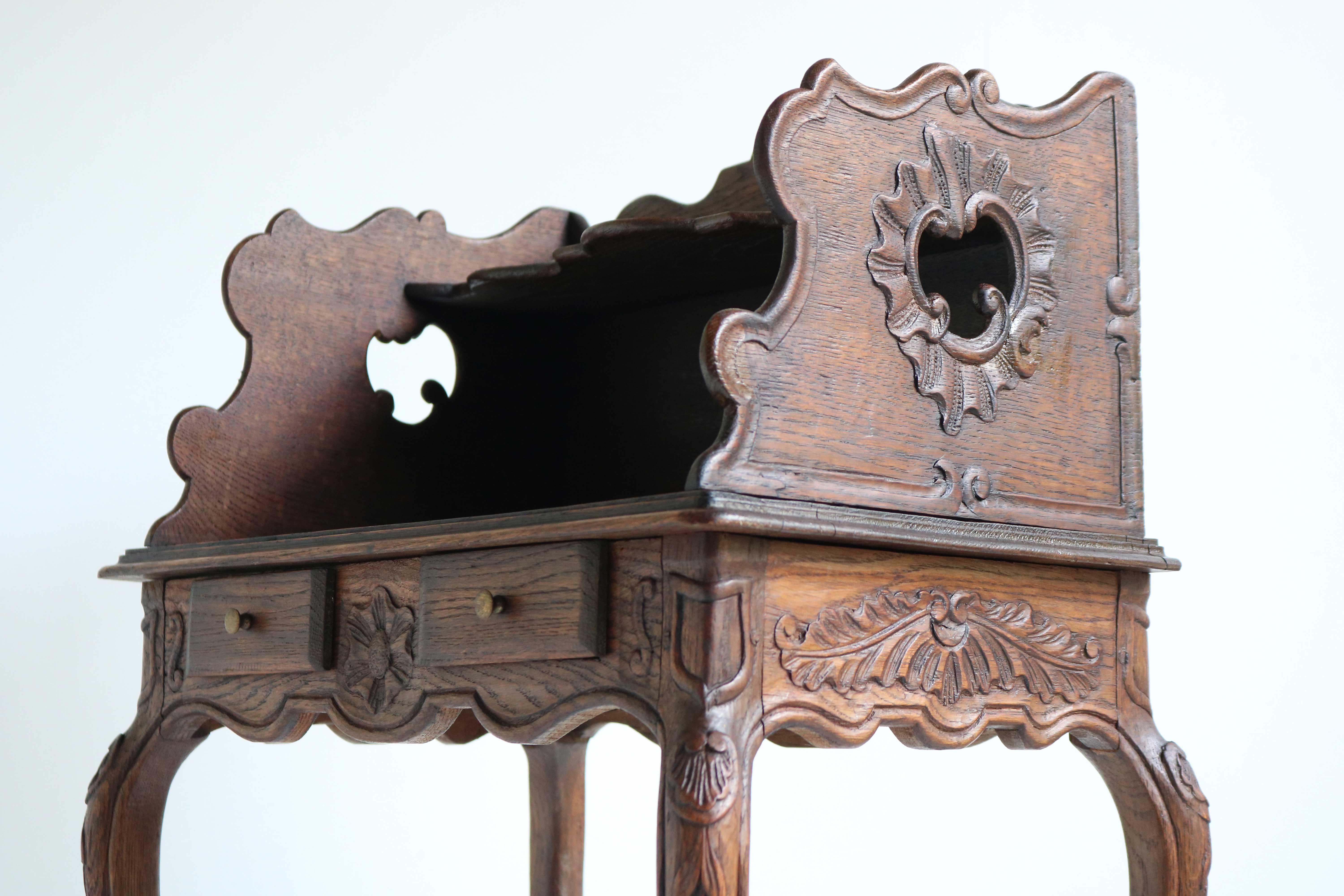 Antique Country French Carved Oak Bedside Table Nightstand Louis XV Style 1900 For Sale 5