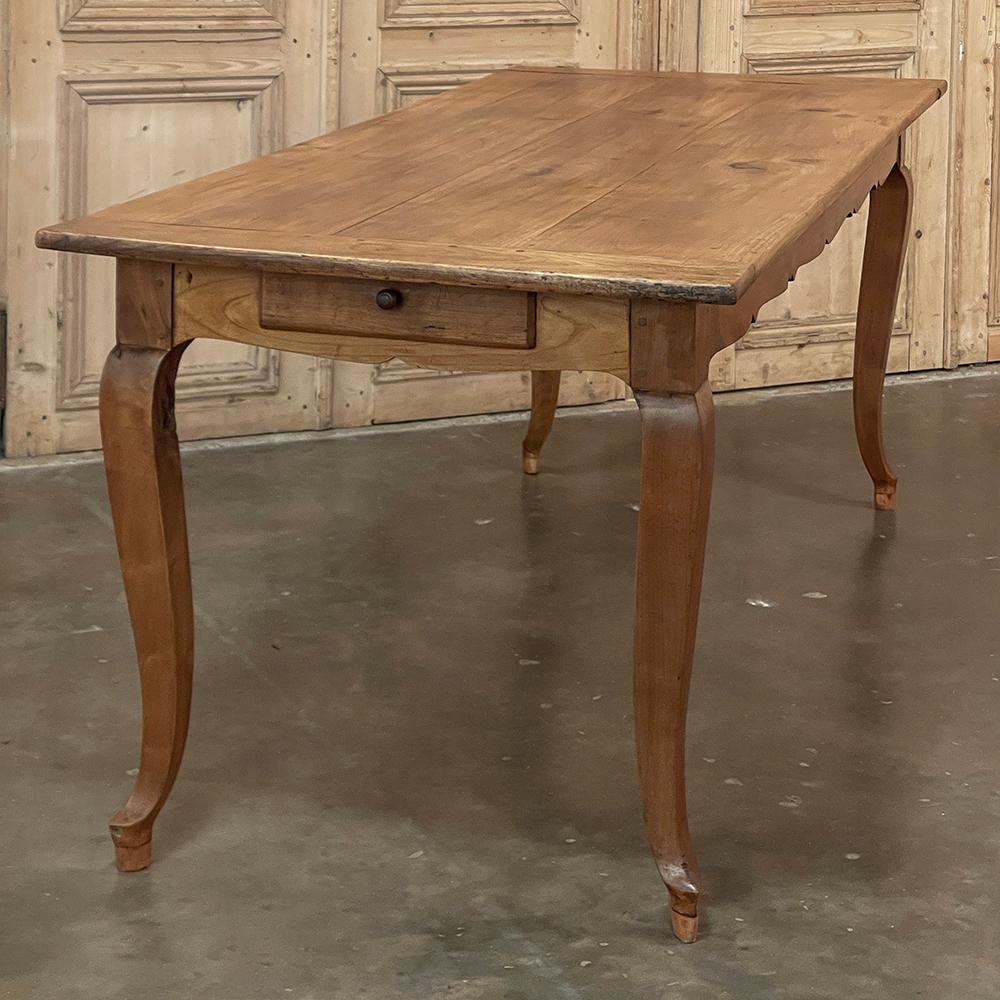 Antique Country French Cherry Wood Dining Table For Sale 7