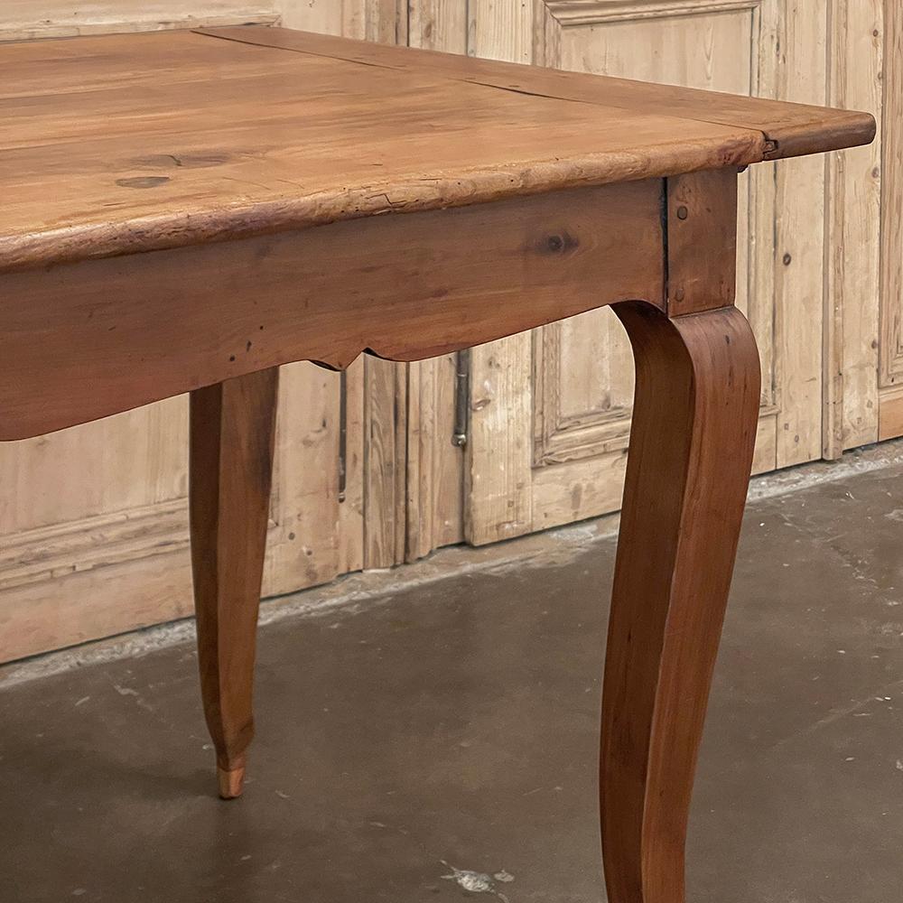 Antique Country French Cherry Wood Dining Table For Sale 9