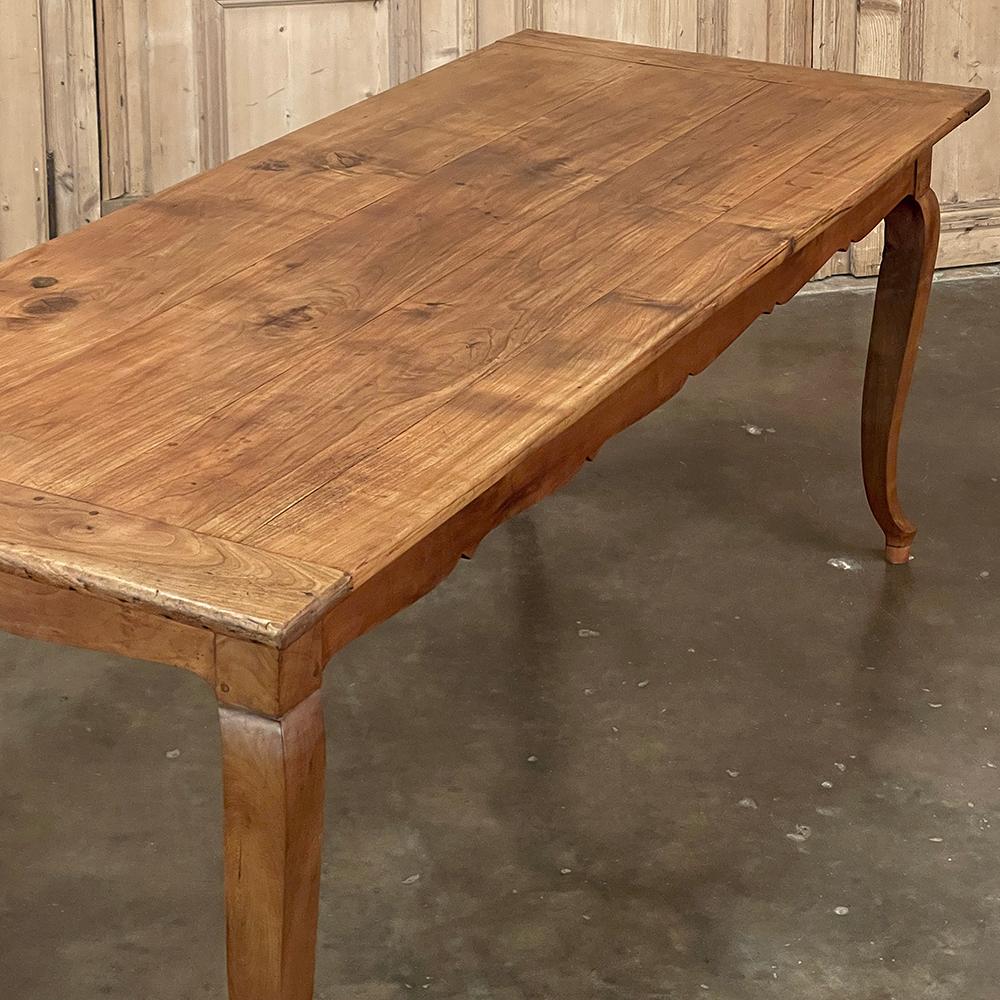 Antique Country French Cherry Wood Dining Table For Sale 12