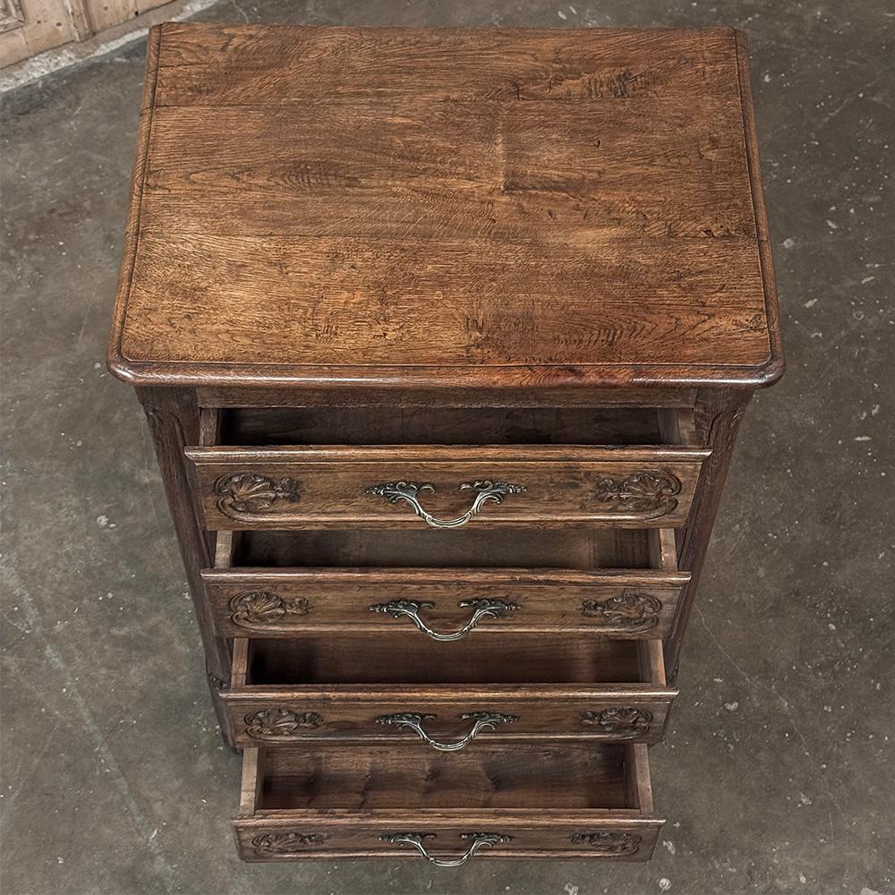 Chiffonnière française ancienne ~ Petite commode en vente 7