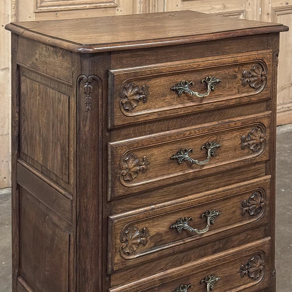 Chiffonnière française ancienne ~ Petite commode Bon état - En vente à Dallas, TX