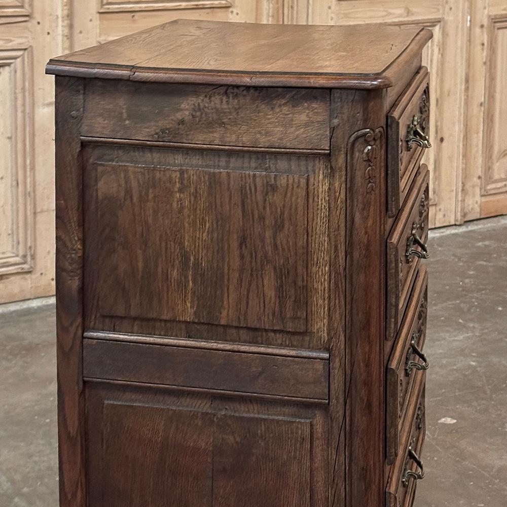 Chiffonnière française ancienne ~ Petite commode en vente 2