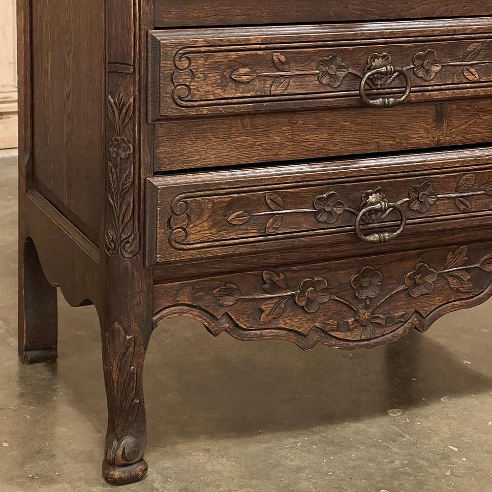 Antique Country French Commode, Chiffoniere In Good Condition For Sale In Dallas, TX