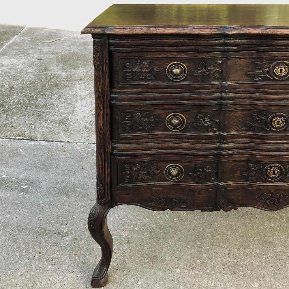 Antique Country French Commode (Französisch)
