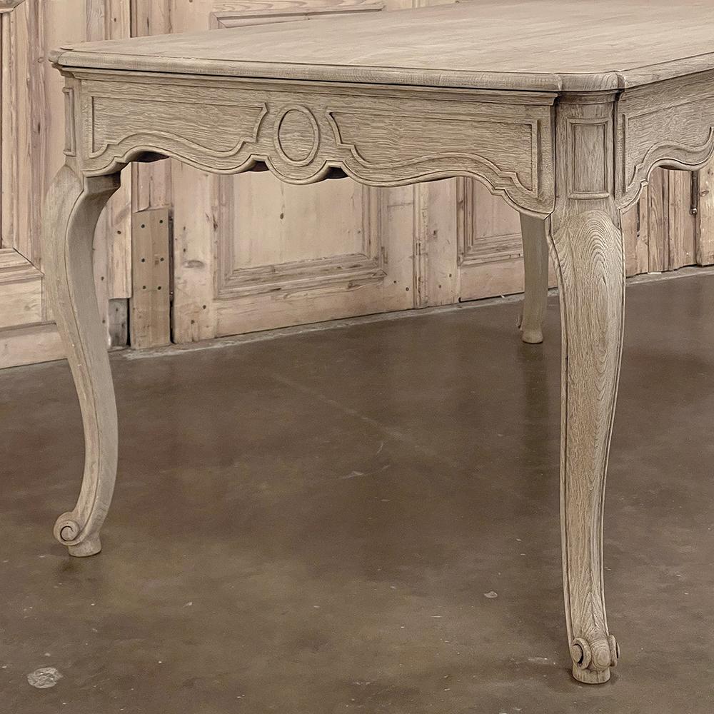 Antique Country French Dining Table with Leaf Extensions For Sale 5