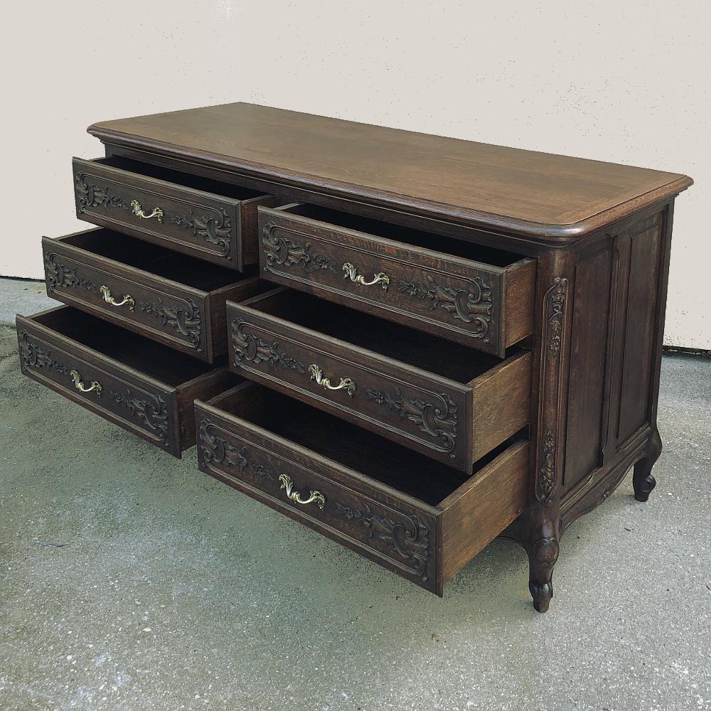 Antique Country French Double Commode In Good Condition For Sale In Dallas, TX