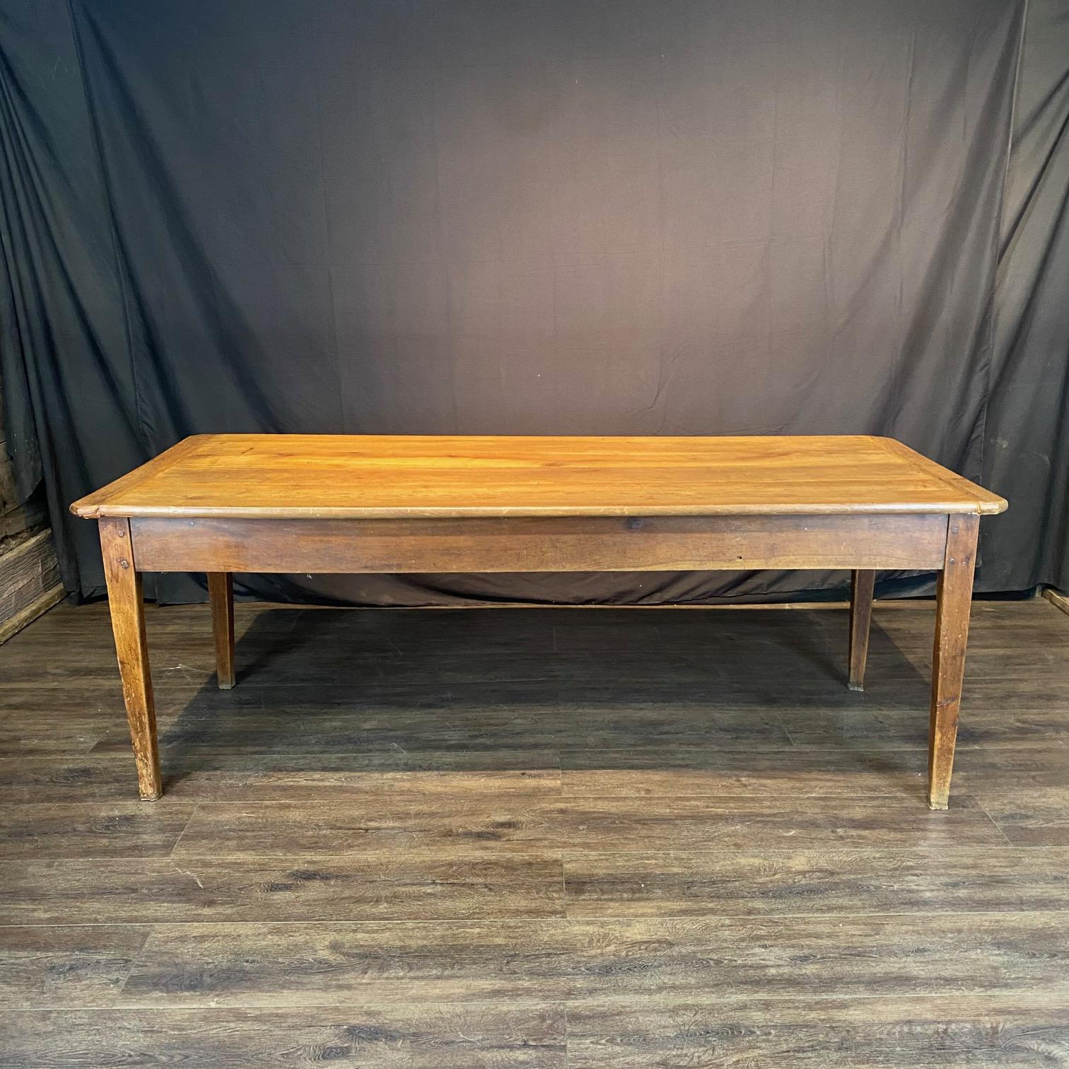 Antique Country French Farmhouse Dining Table from Provence en vente 2
