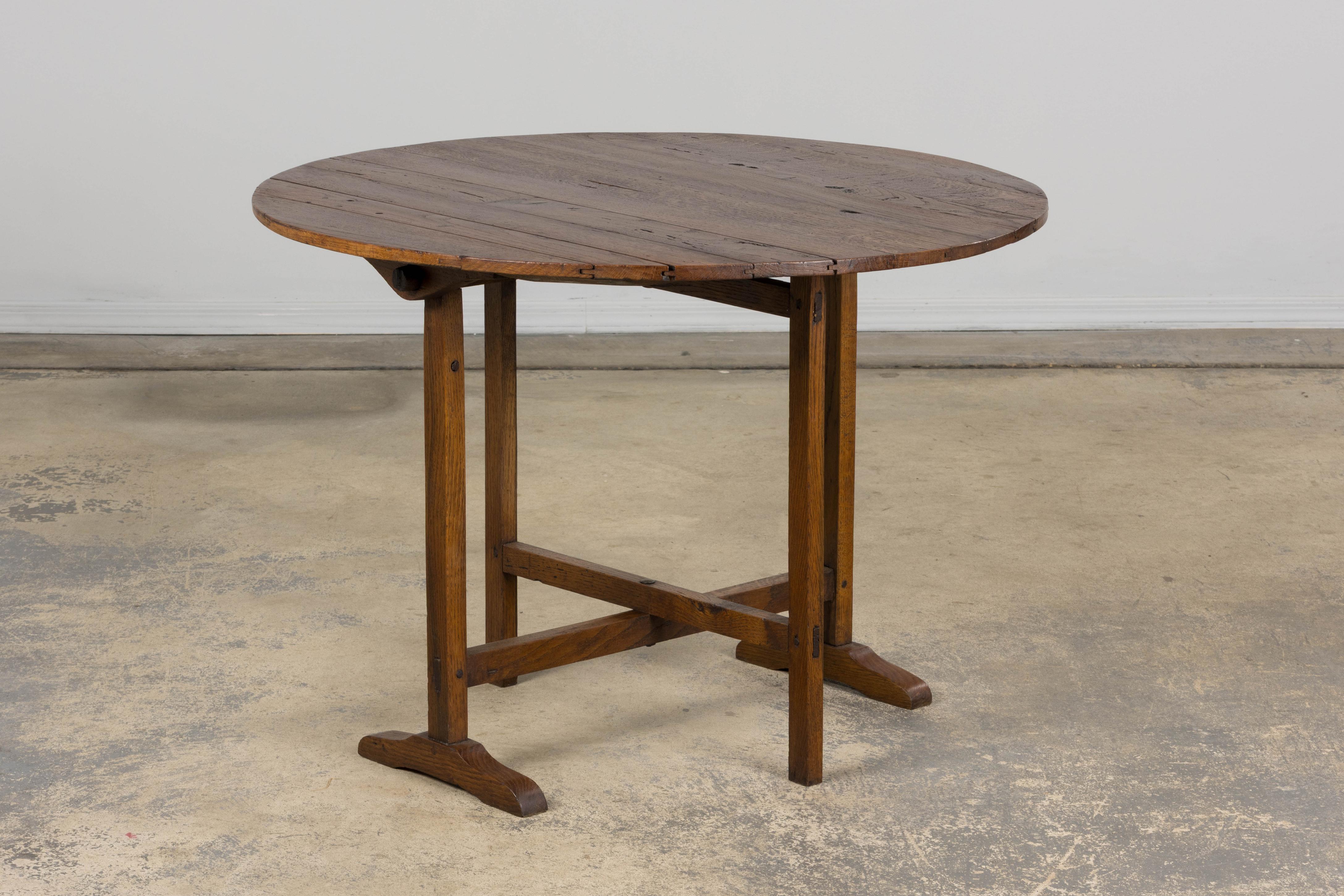 Antique Country French Farmhouse Oval Oak Vendange Wine Tasting Table For Sale 6