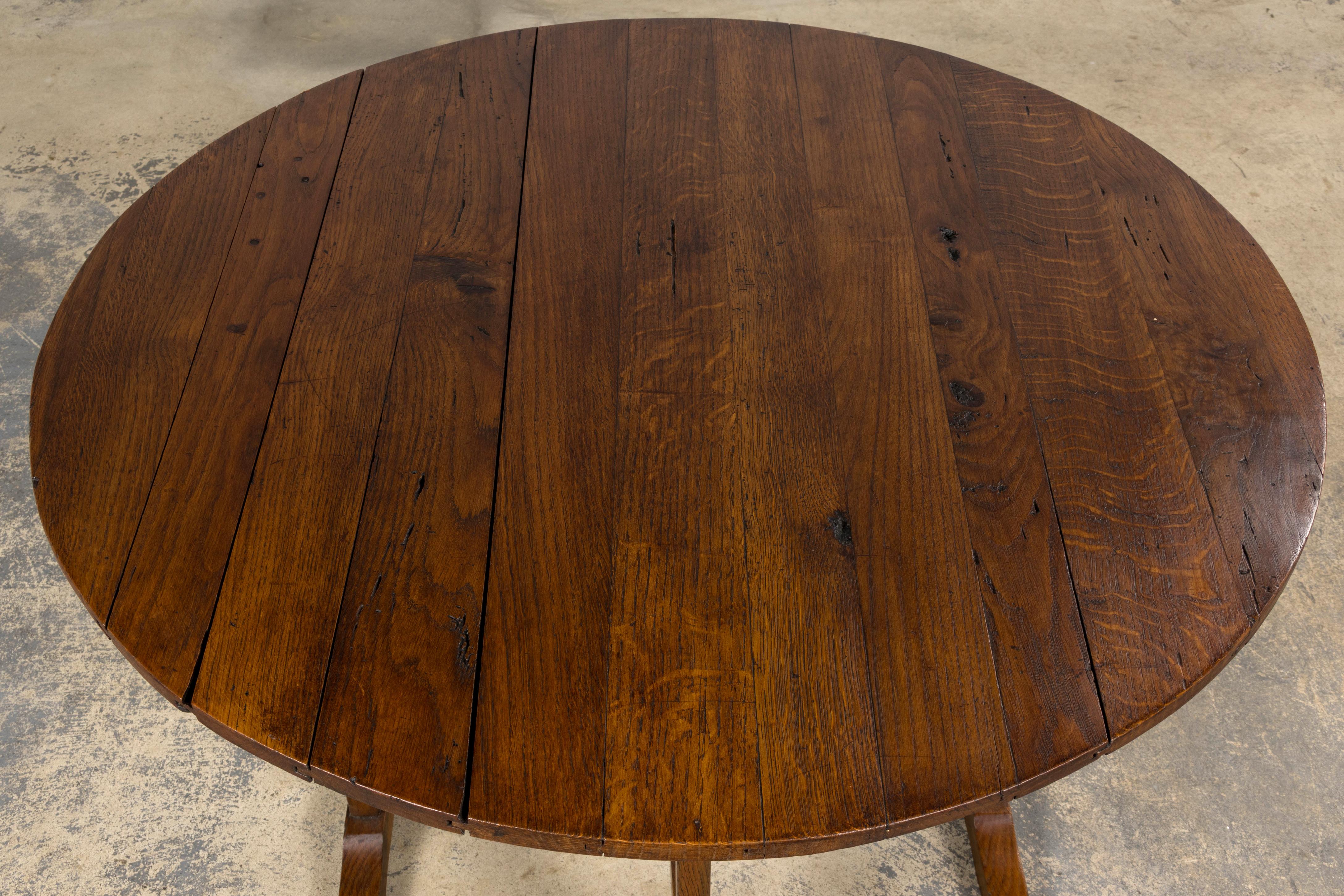 Antique Country French Farmhouse Oval Oak Vendange Wine Tasting Table For Sale 10