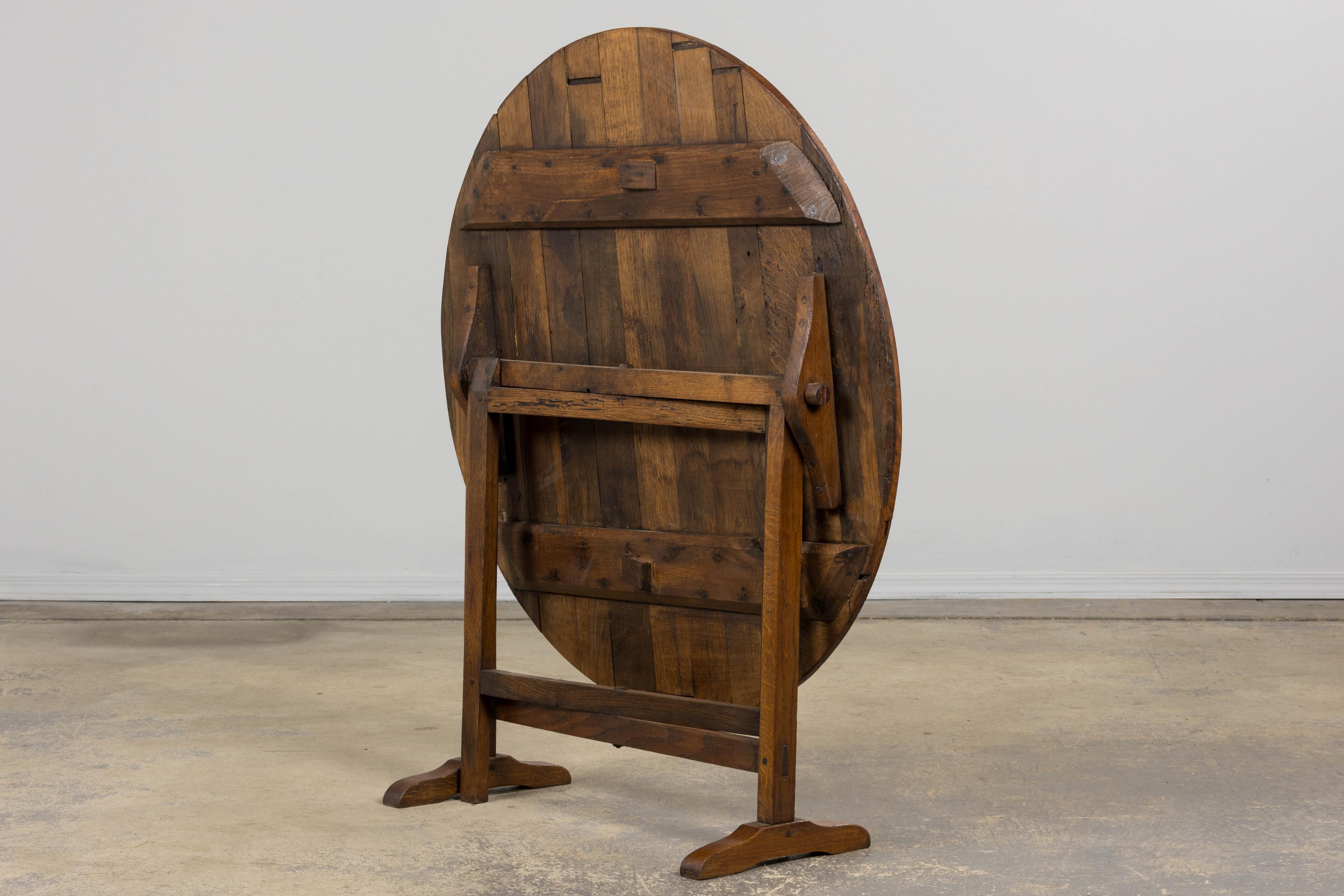 19th Century Antique Country French Farmhouse Oval Oak Vendange Wine Tasting Table For Sale