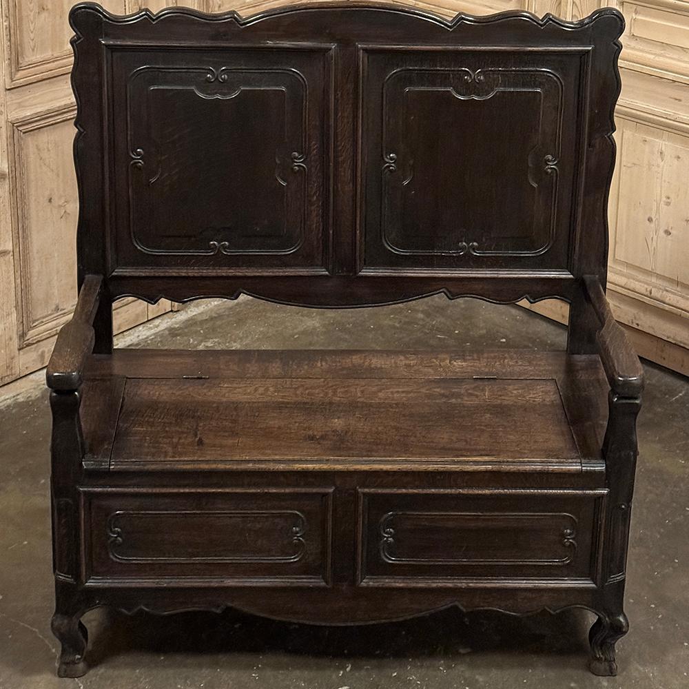 Antique Country French Hall Bench In Good Condition For Sale In Dallas, TX