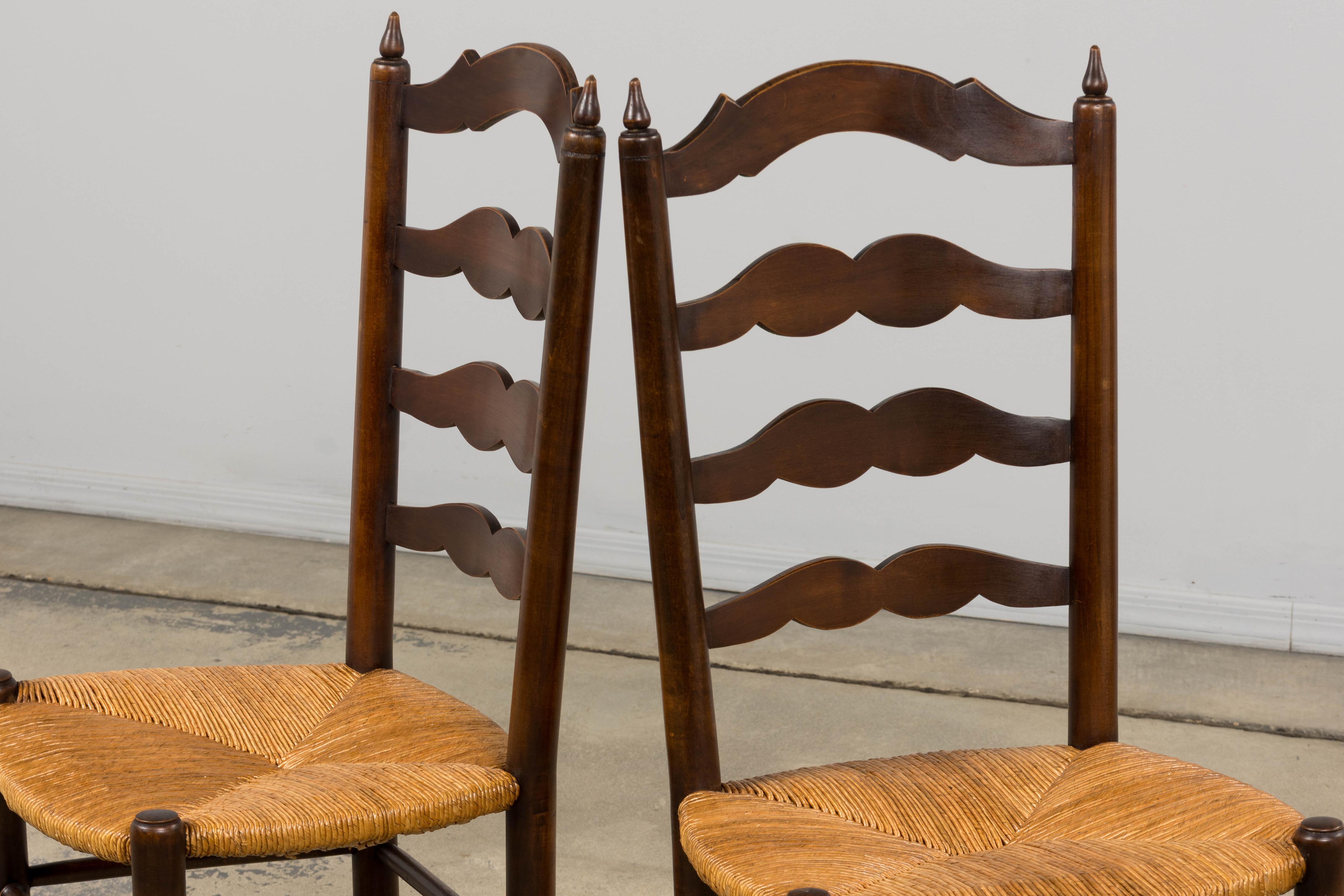 Antique French Ladder Back - Sedie da pranzo in acero con sedili in giunco - Set di 8 sedie in vendita 8