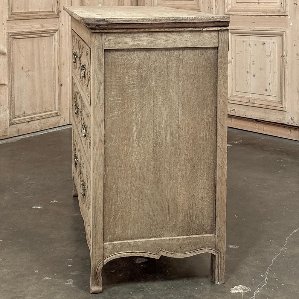 Antique Country French Louis XIV Commode in Stripped Oak For Sale 12