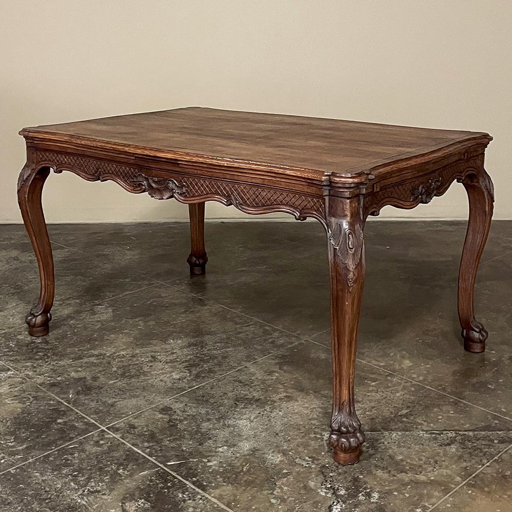20th Century Antique Country French Louis XIV Draw Leaf Dining Table For Sale