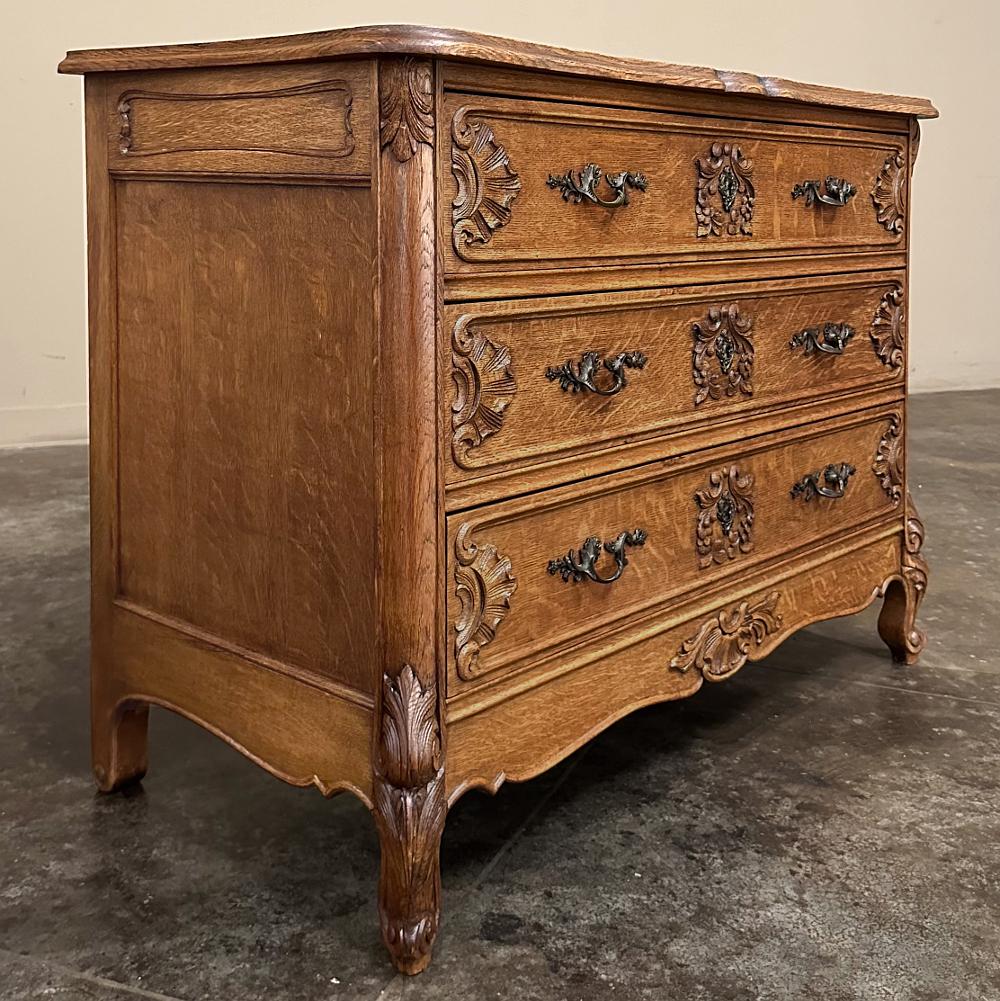 Antique Country French Louis XV Commode ~ Chest of Drawers For Sale 5