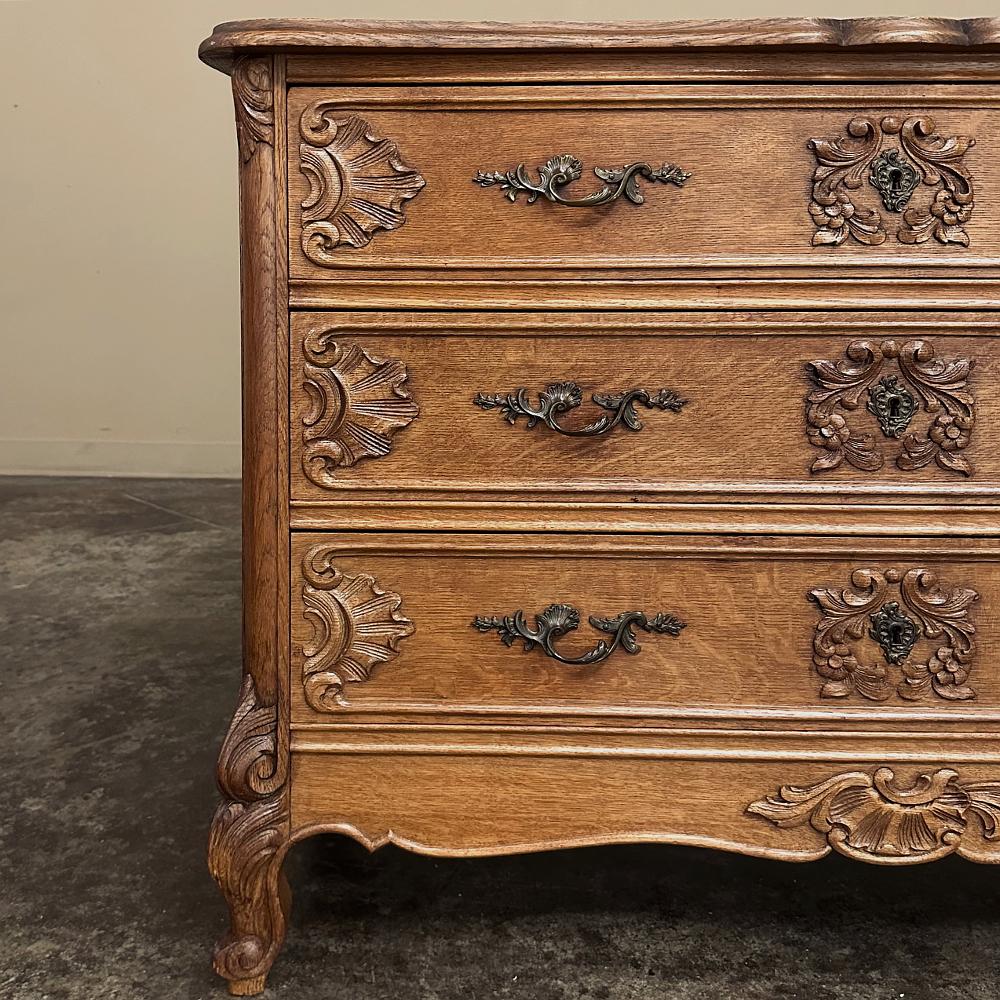 Antique Country French Louis XV Commode ~ Chest of Drawers For Sale 1