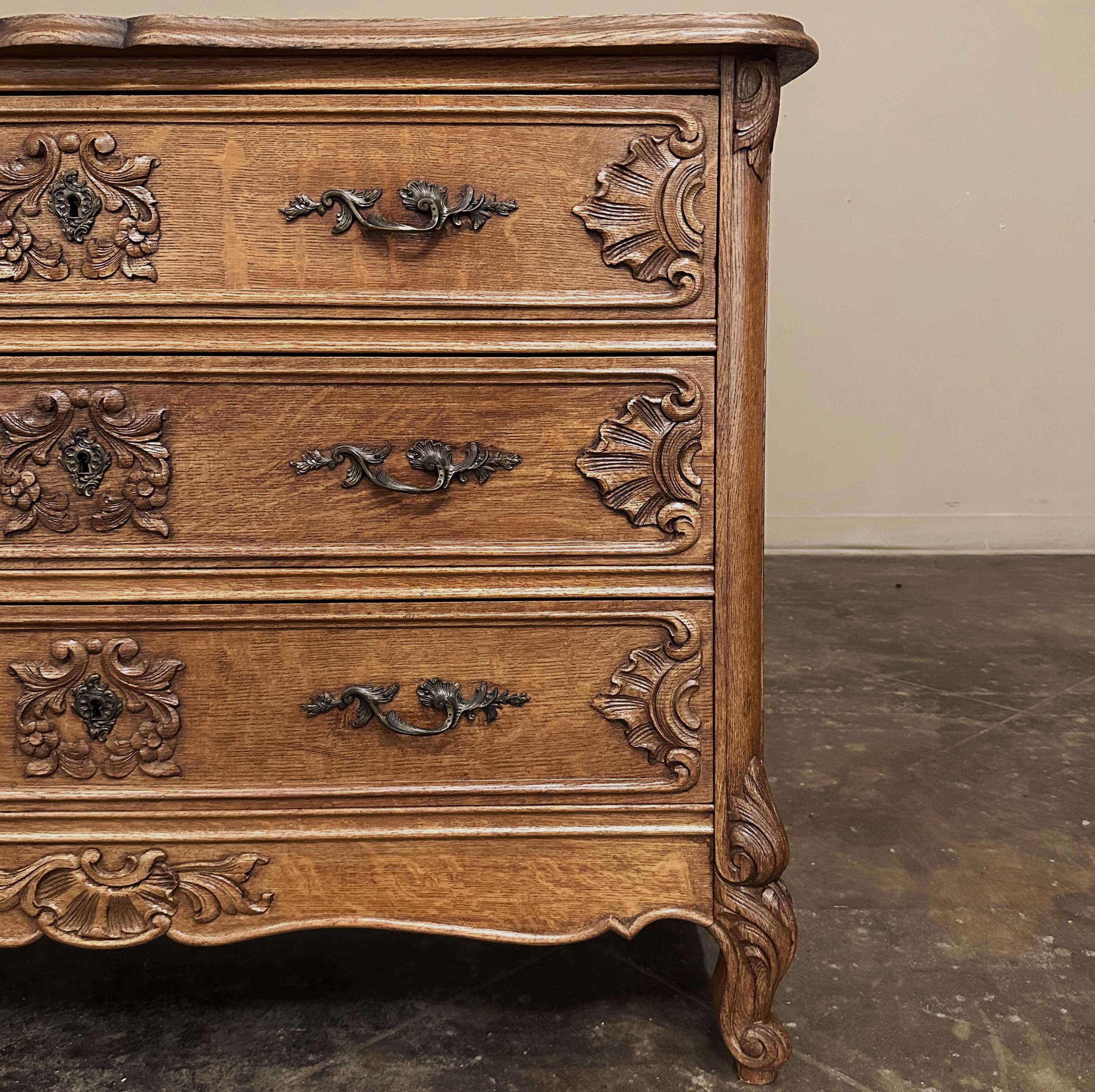 Antique Country French Louis XV Commode ~ Chest of Drawers For Sale 2