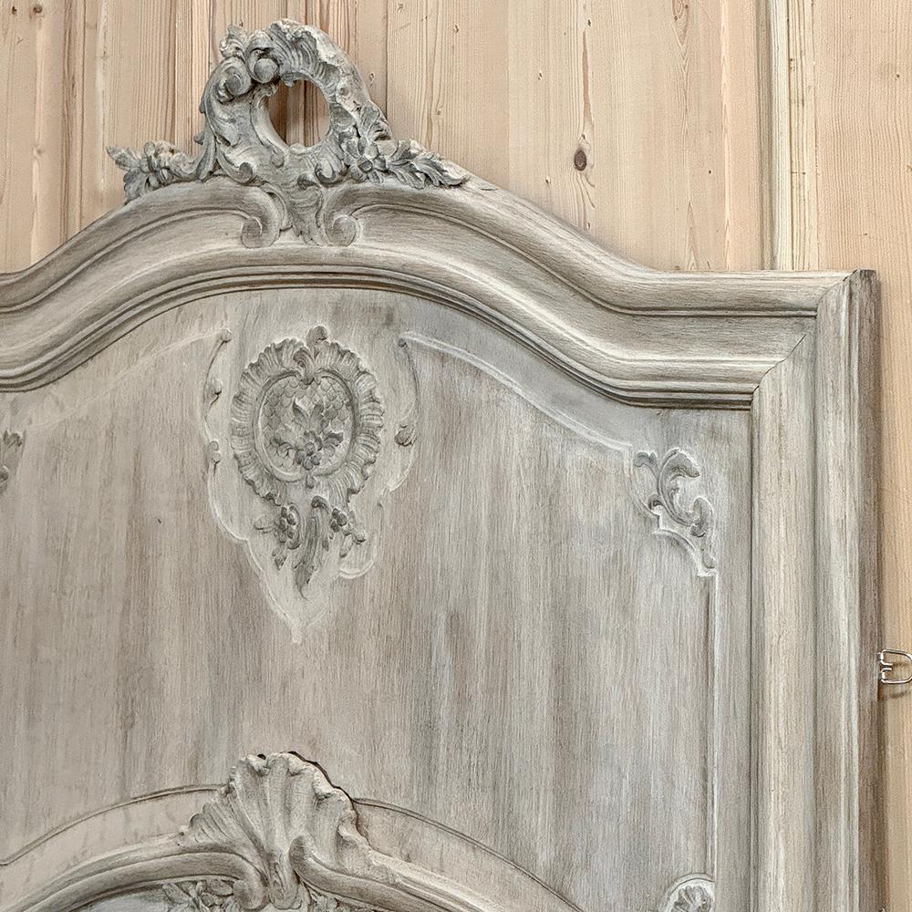 Antique miroir Trumeau Louis XV blanchi à la chaux français en vente 3