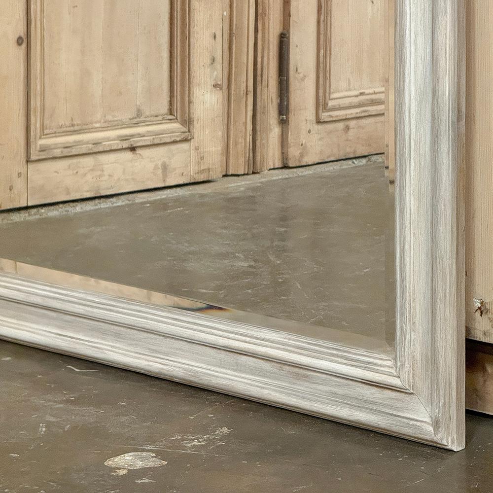 Antique miroir Trumeau Louis XV blanchi à la chaux français en vente 6