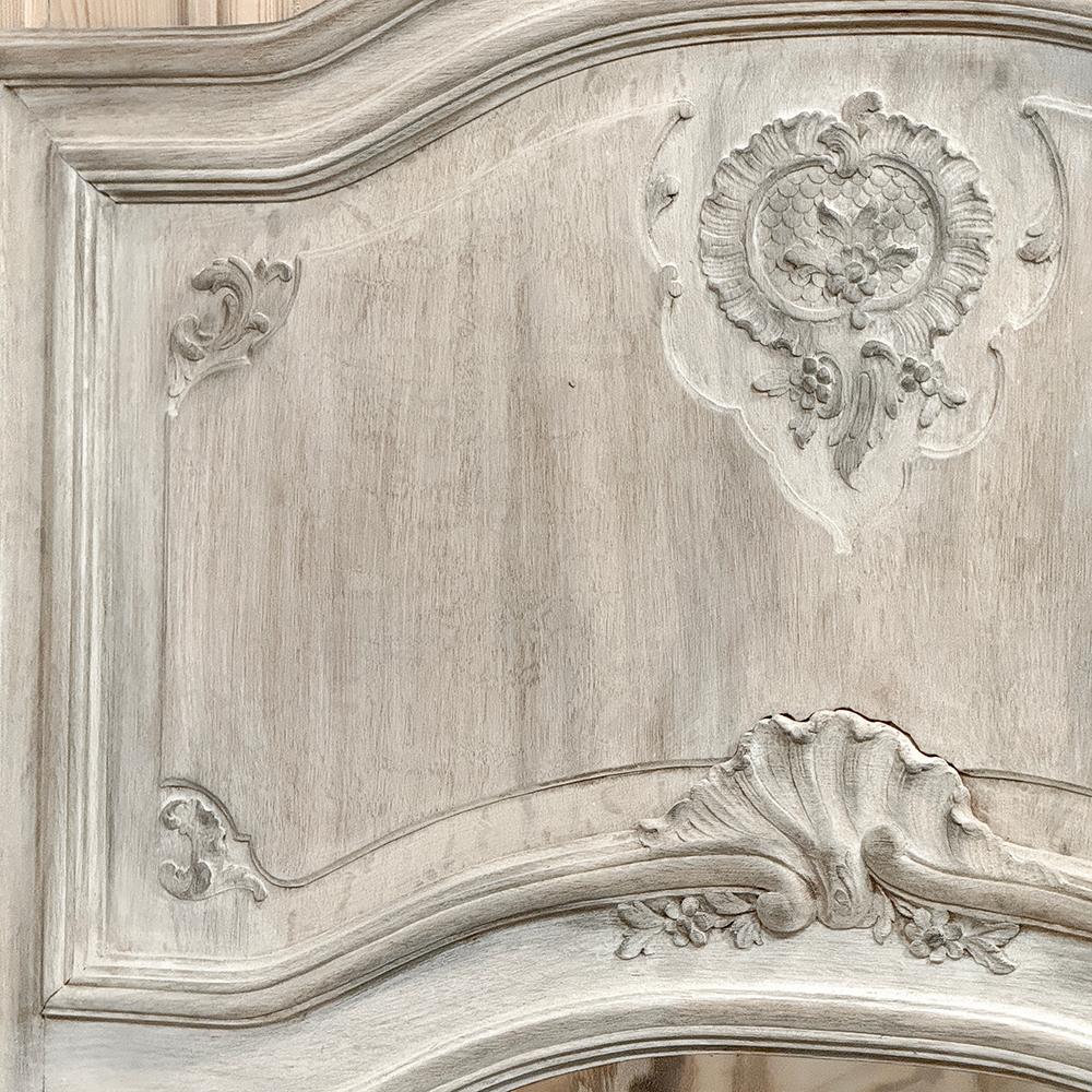 Antique miroir Trumeau Louis XV blanchi à la chaux français en vente 10