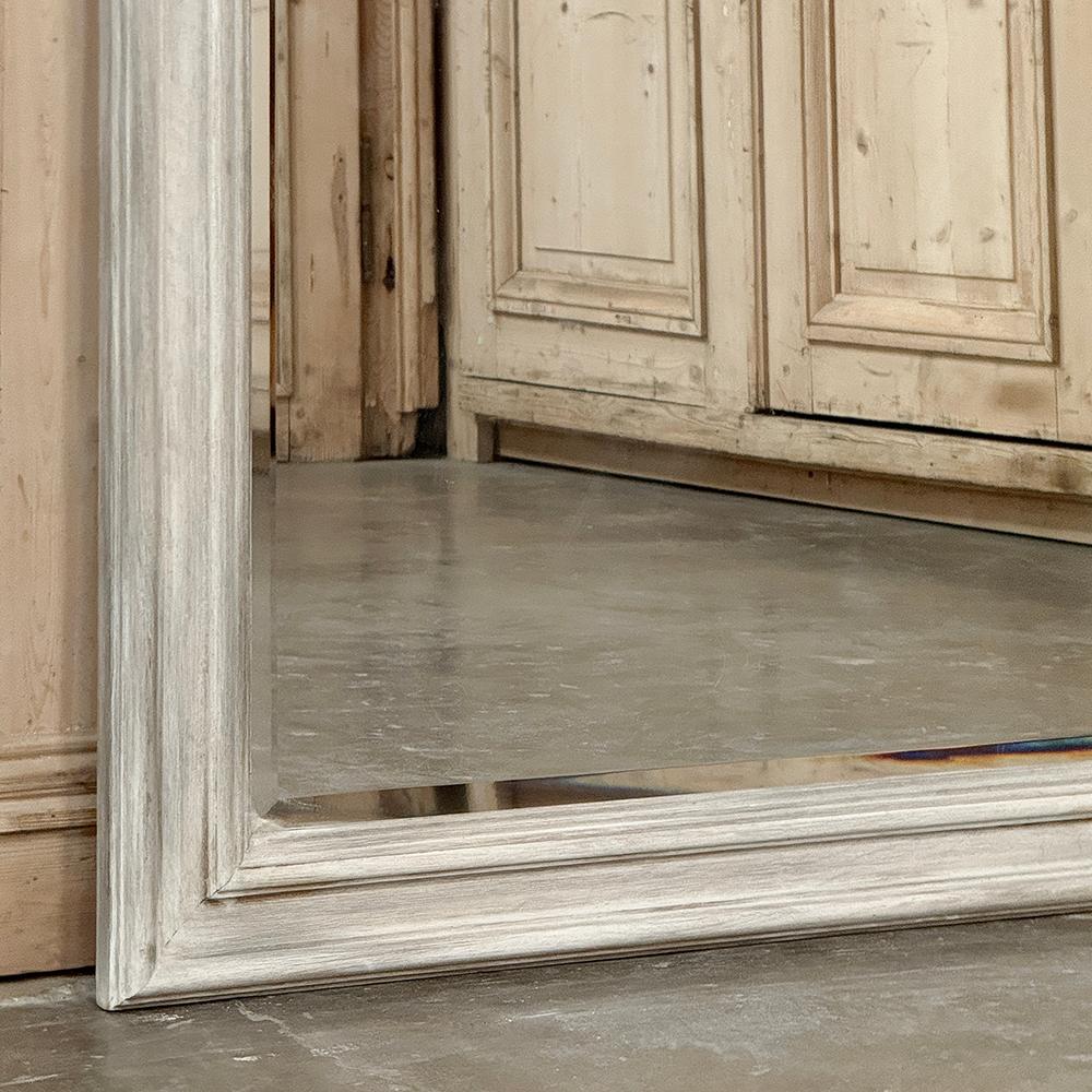 Antique miroir Trumeau Louis XV blanchi à la chaux français en vente 1