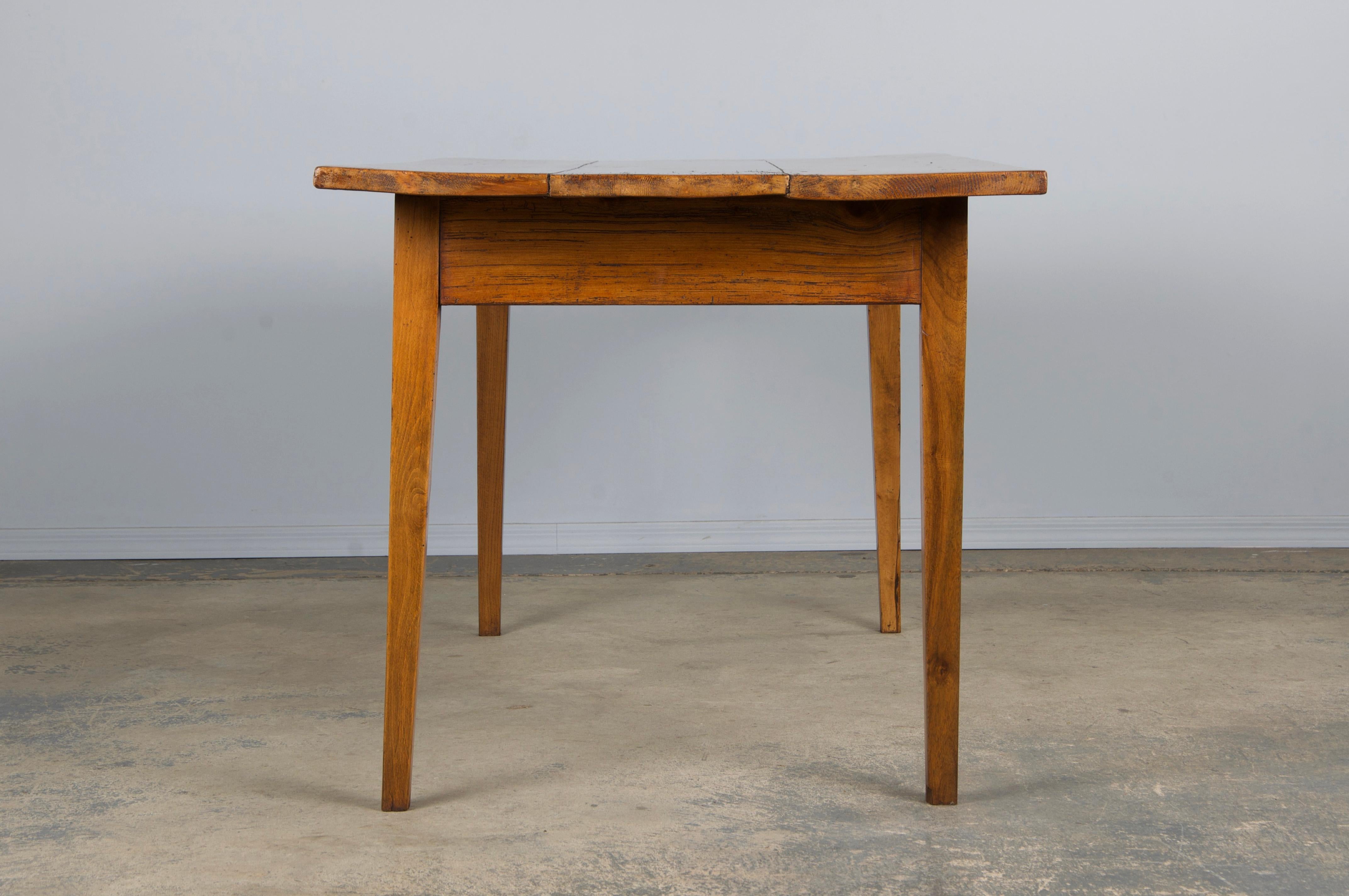 Antique Country French Mixed Wood Farmhouse Table For Sale 3