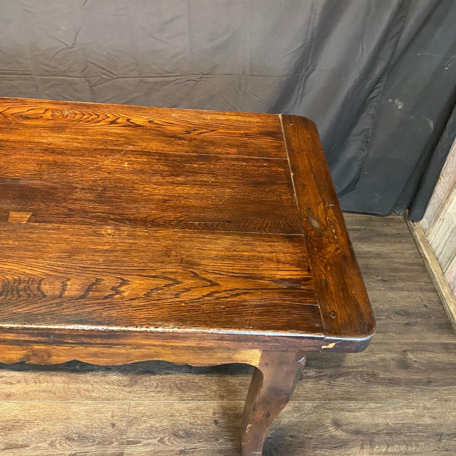 Table de salle à manger de campagne Antique French Provincial en vente 1