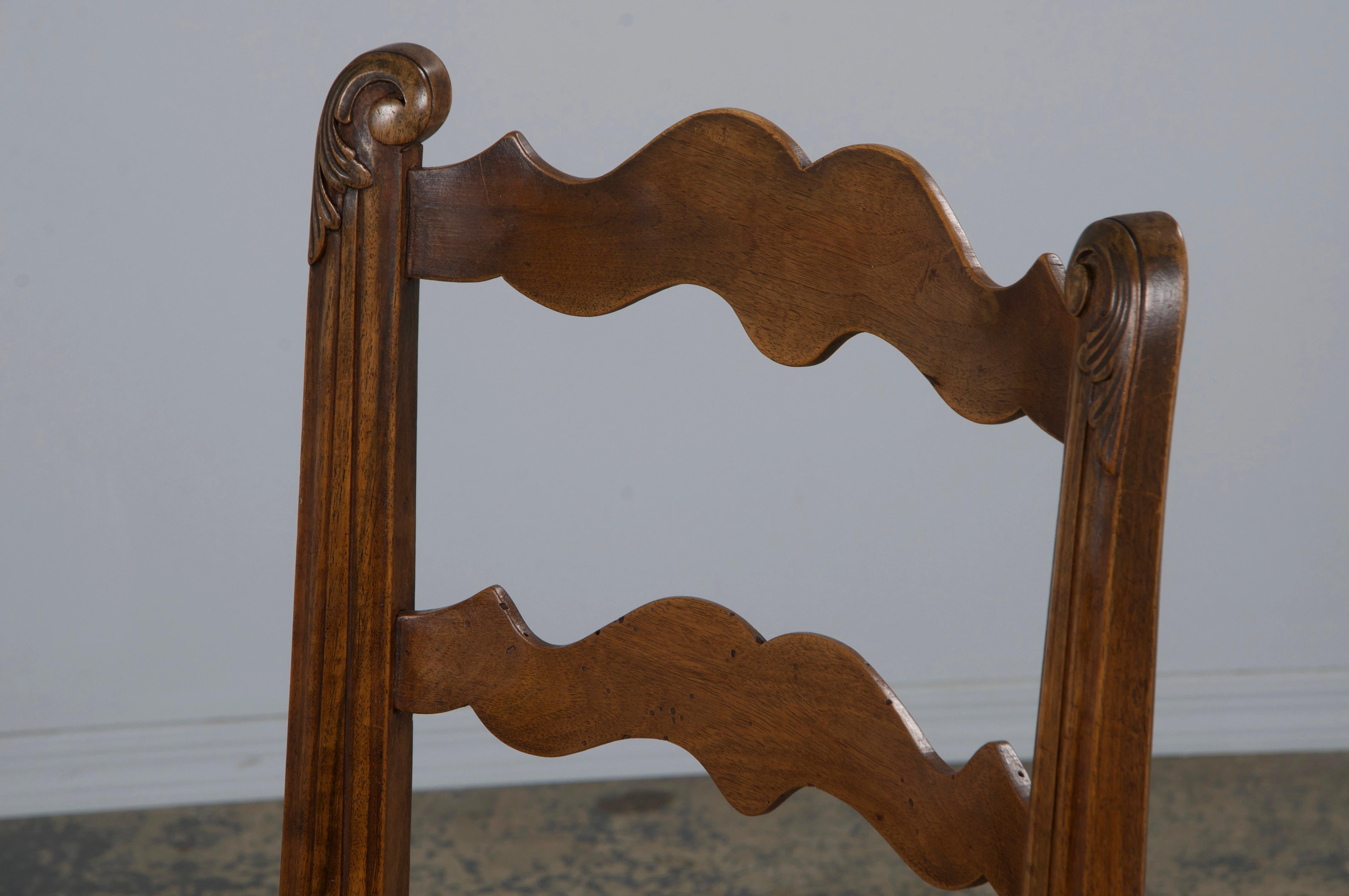 Six Antique French Provincial Ladder Back Walnut Dining Chairs W/ Rush Seats For Sale 10