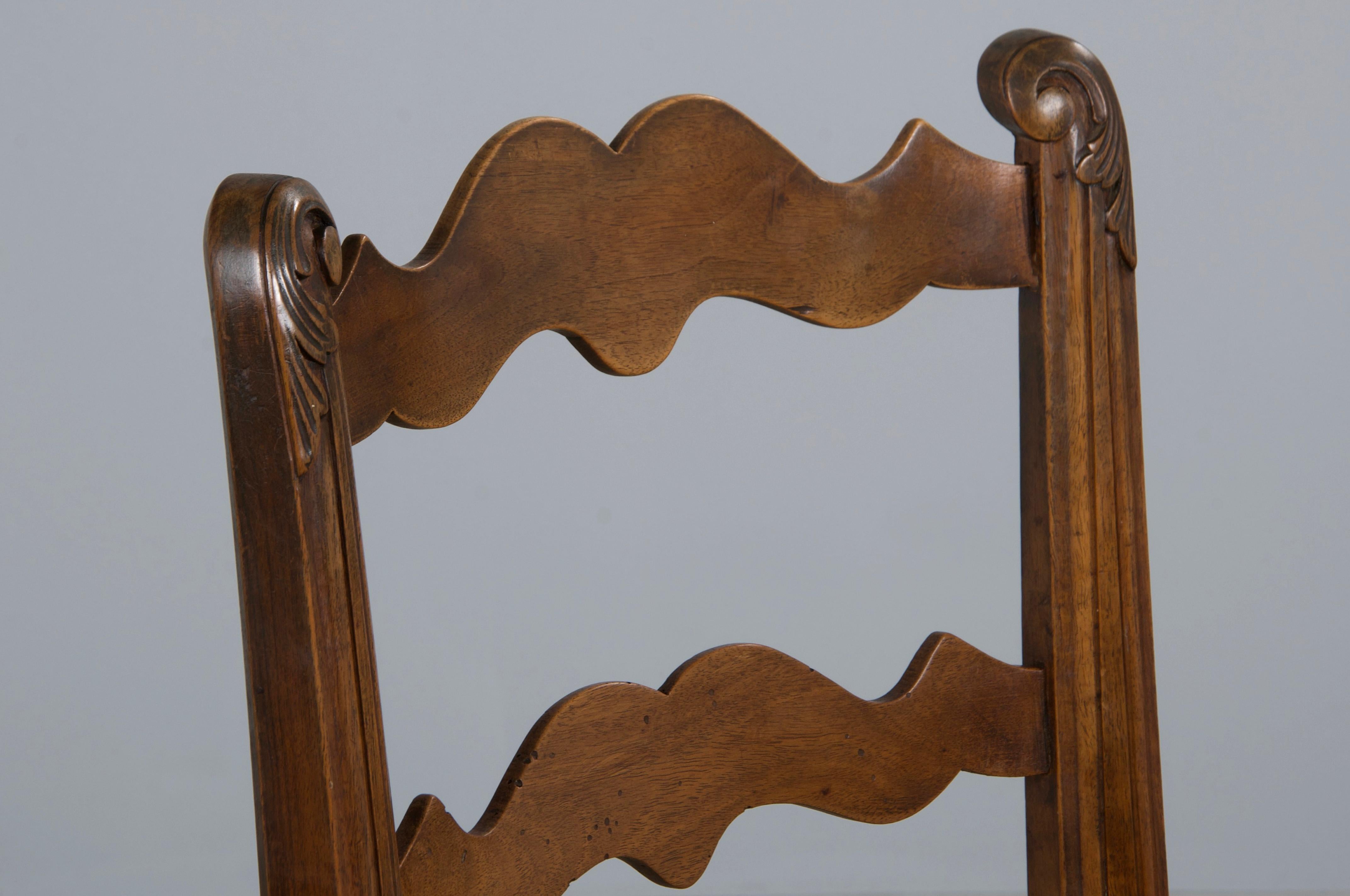 Six Antique French Provincial Ladder Back Walnut Dining Chairs W/ Rush Seats For Sale 3