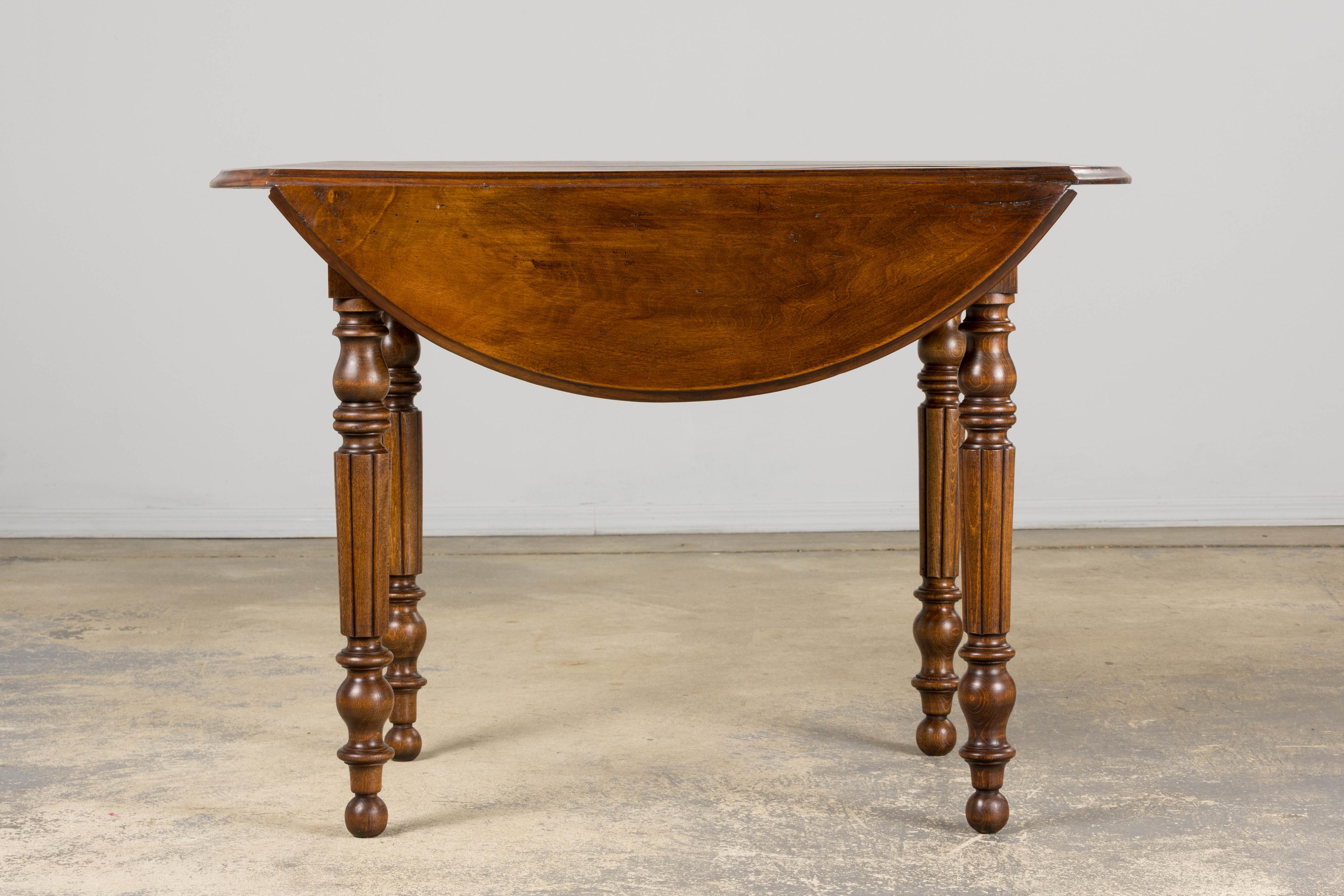 Antique Country French Provincial Maple Drop Leaf Table For Sale 15