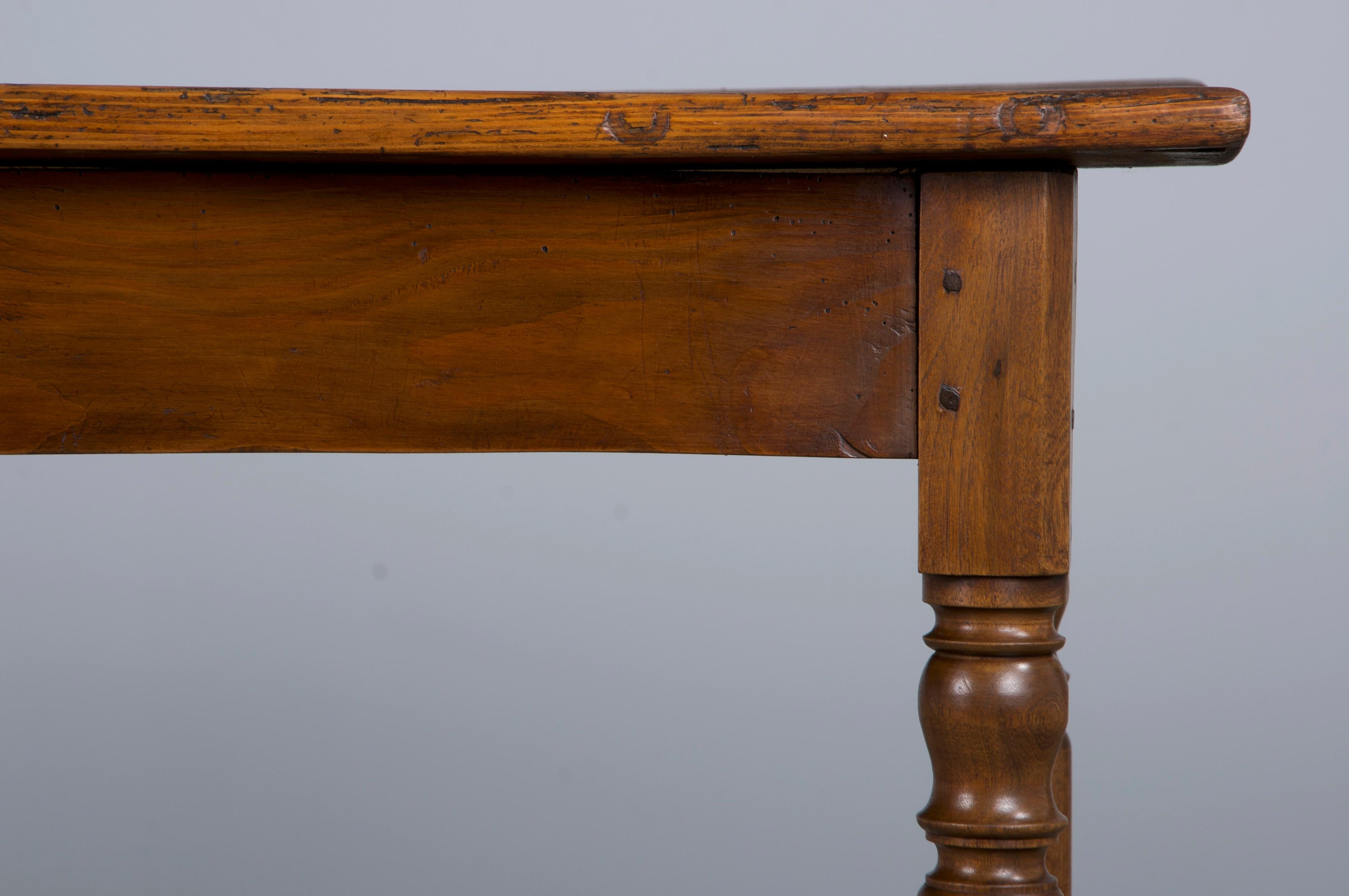 Antique Country French Provincial Mixed Wood Farmhouse Table In Good Condition In Astoria, NY