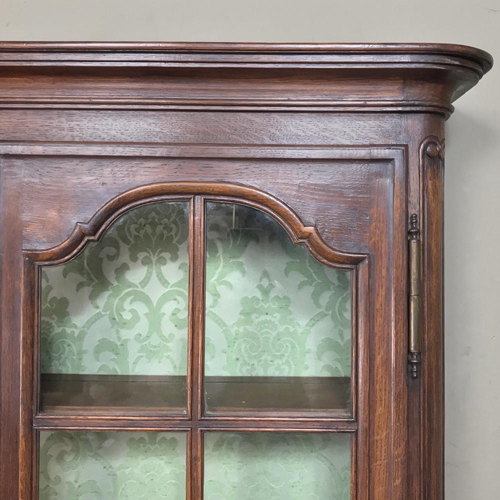 Antique Country French Provincial Secretary, Bookcase In Good Condition In Dallas, TX