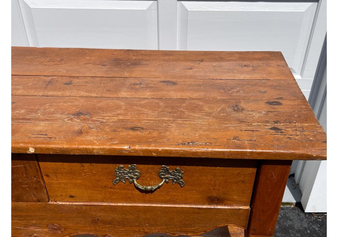 Serveur français ancien en vente 2