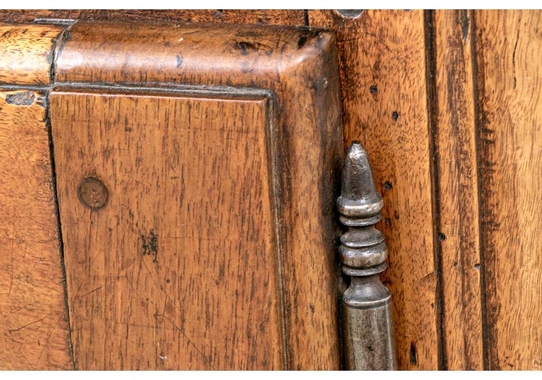 Armario Alto Tallado Antique Country French en venta 1