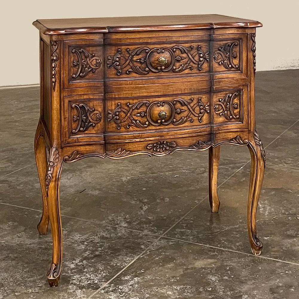 20th Century Antique Country French Walnut Commode For Sale