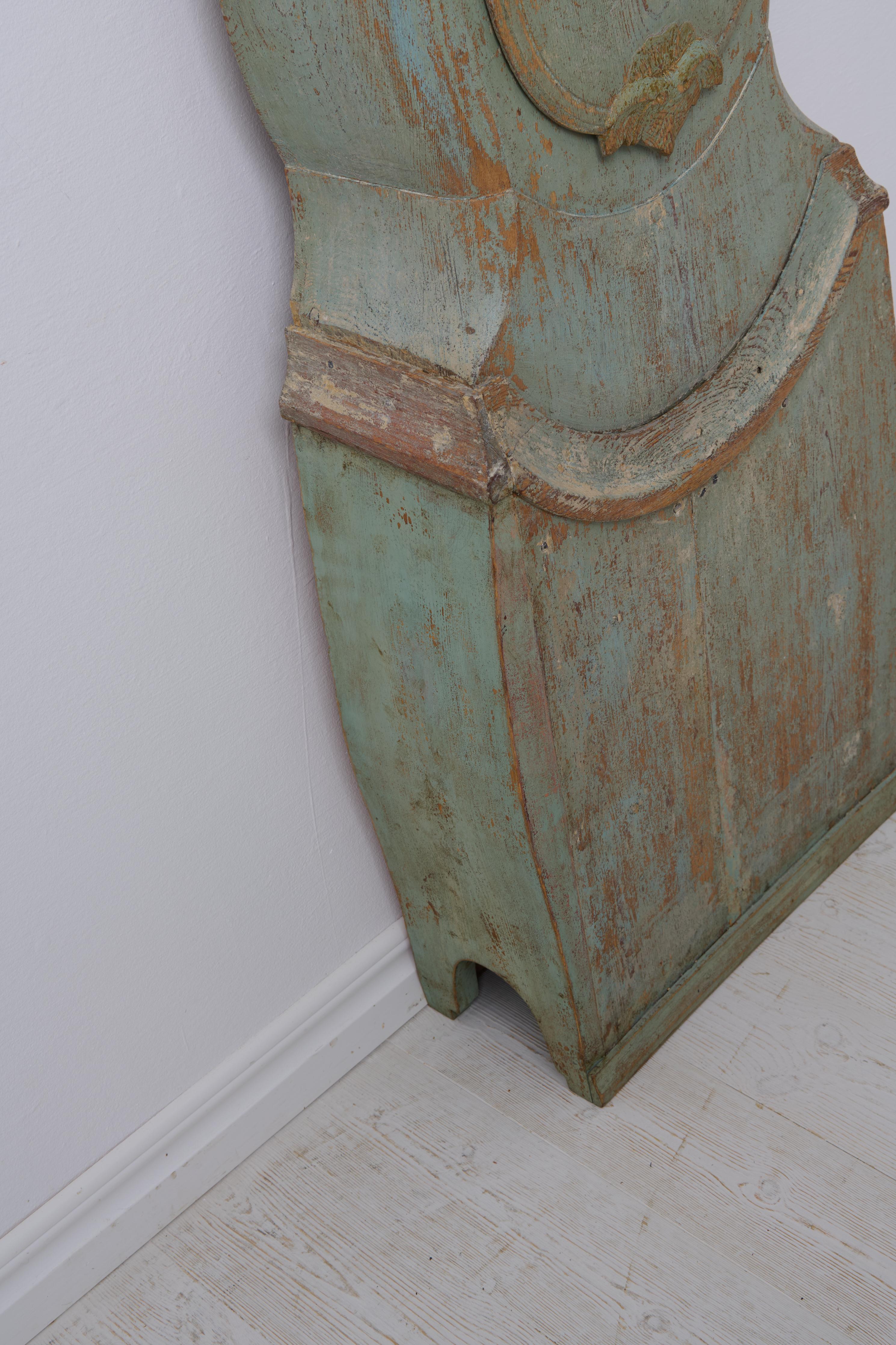 Antique Country Long Case Clock in Rococo Style from Sweden with Original Paint For Sale 3
