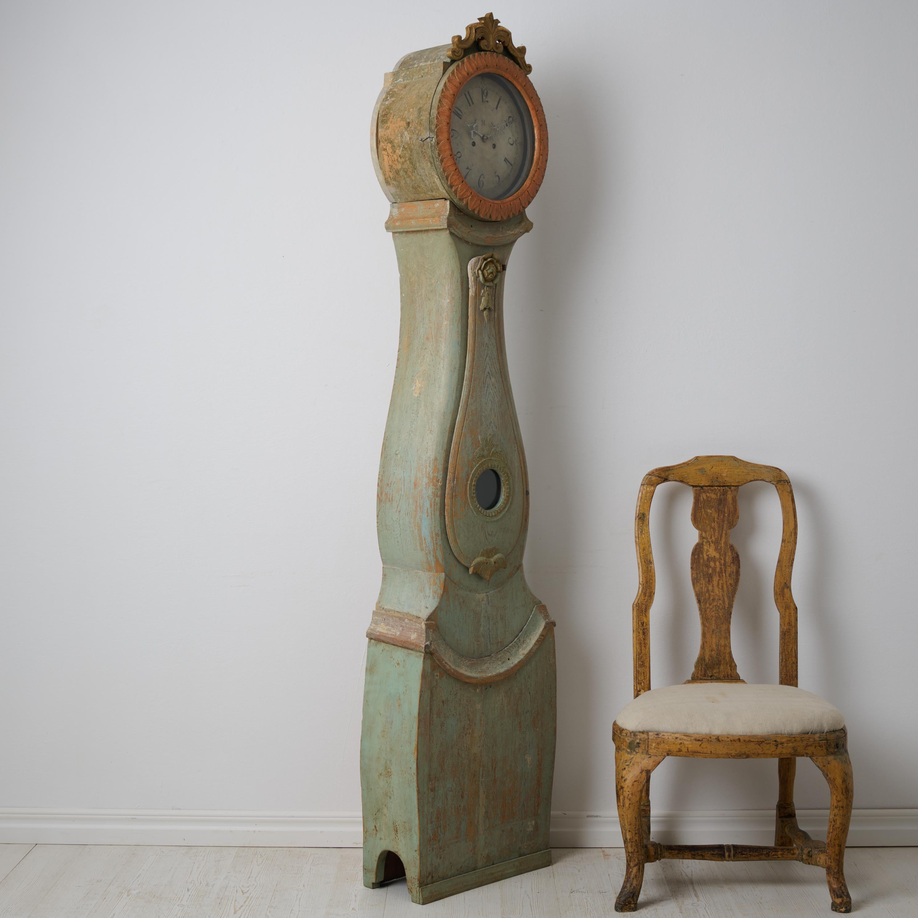 Hand-Crafted Antique Country Long Case Clock in Rococo Style from Sweden with Original Paint For Sale