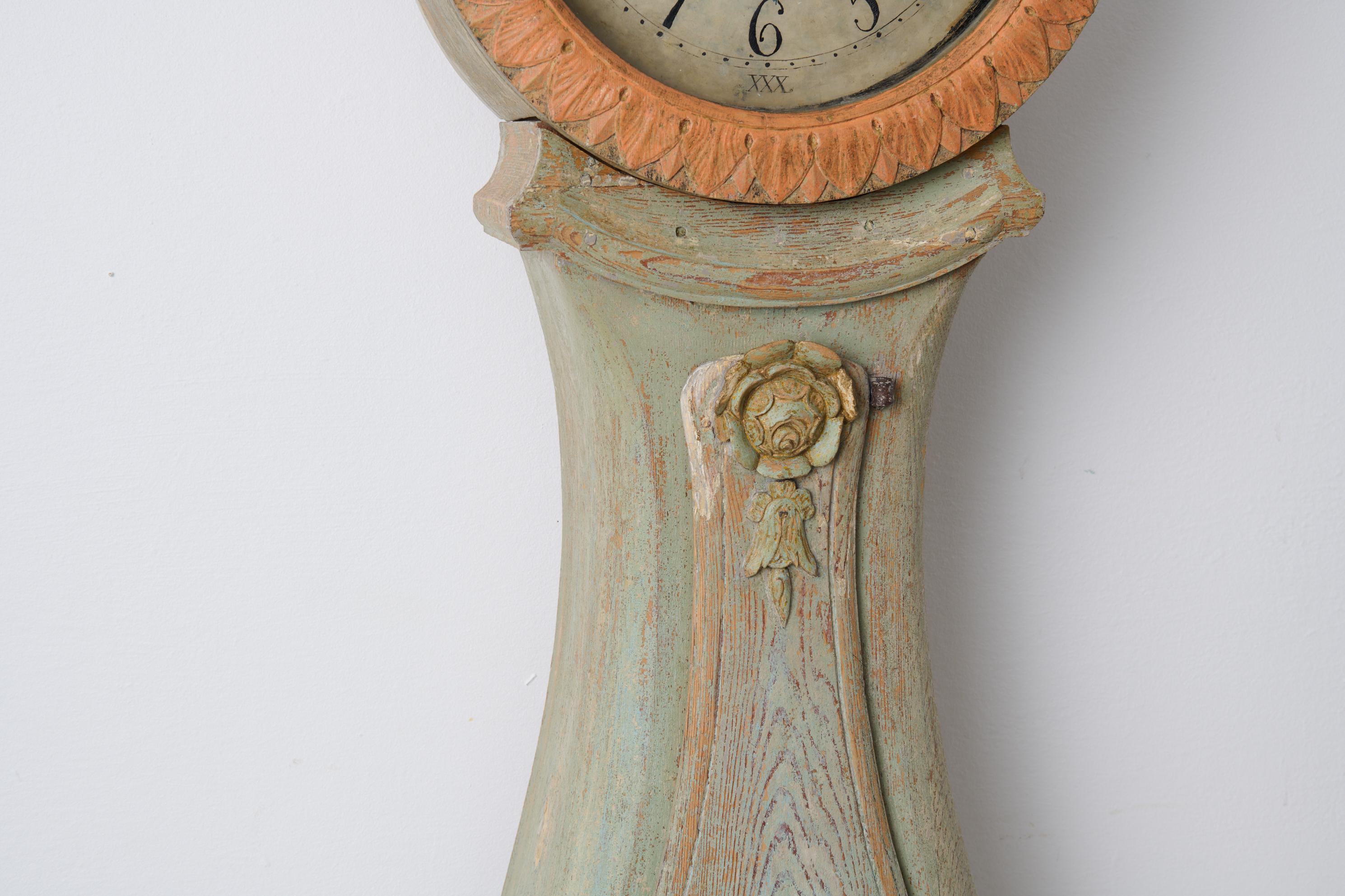 Antique Country Long Case Clock in Rococo Style from Sweden with Original Paint For Sale 2