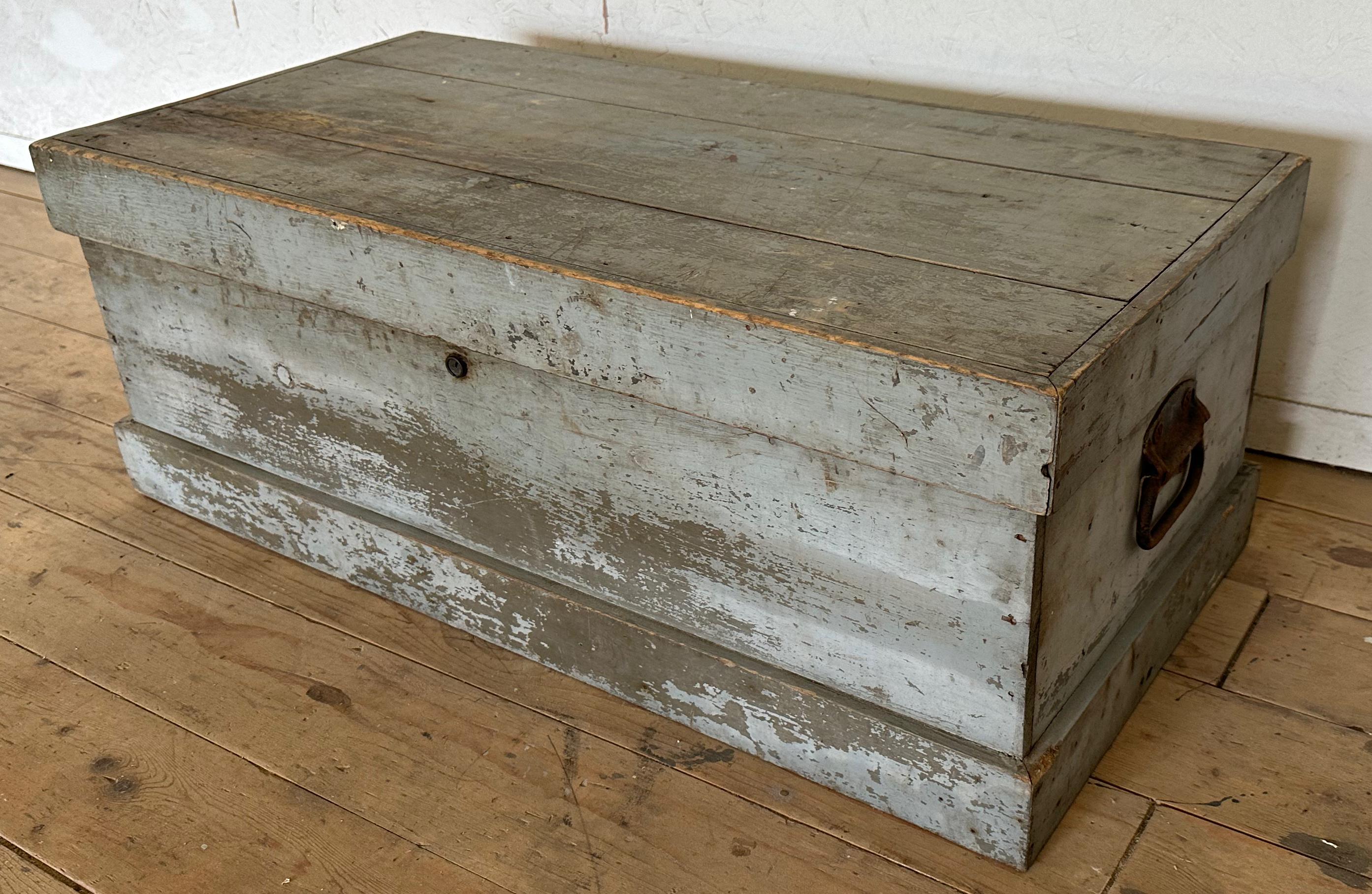 Iron Antique Country Painted Blanket Chest or Coffee Table For Sale