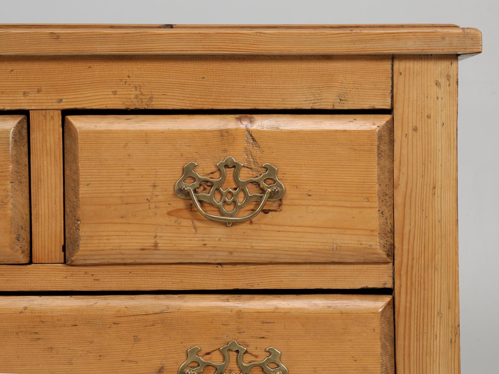 Antique Country Pine Chest of Drawers or Dresser 2