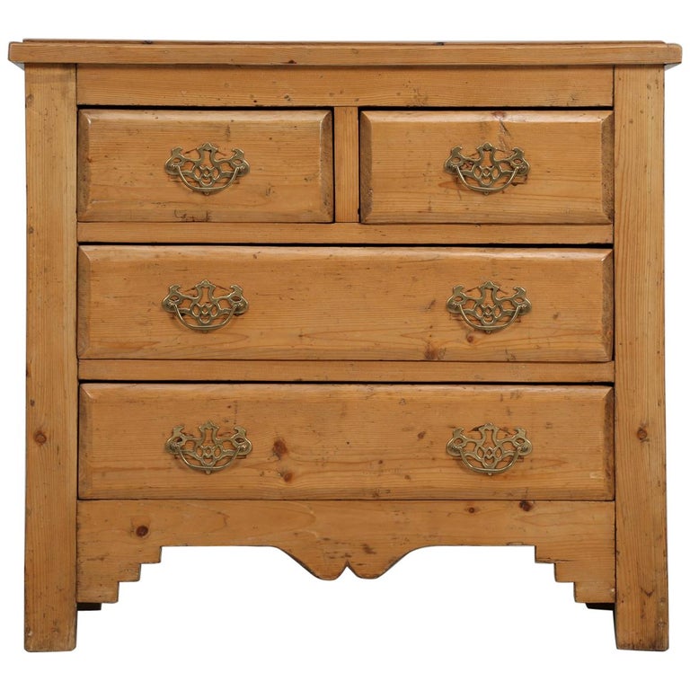 Antique Country Pine Chest of Drawers or Dresser For Sale at 1stDibs